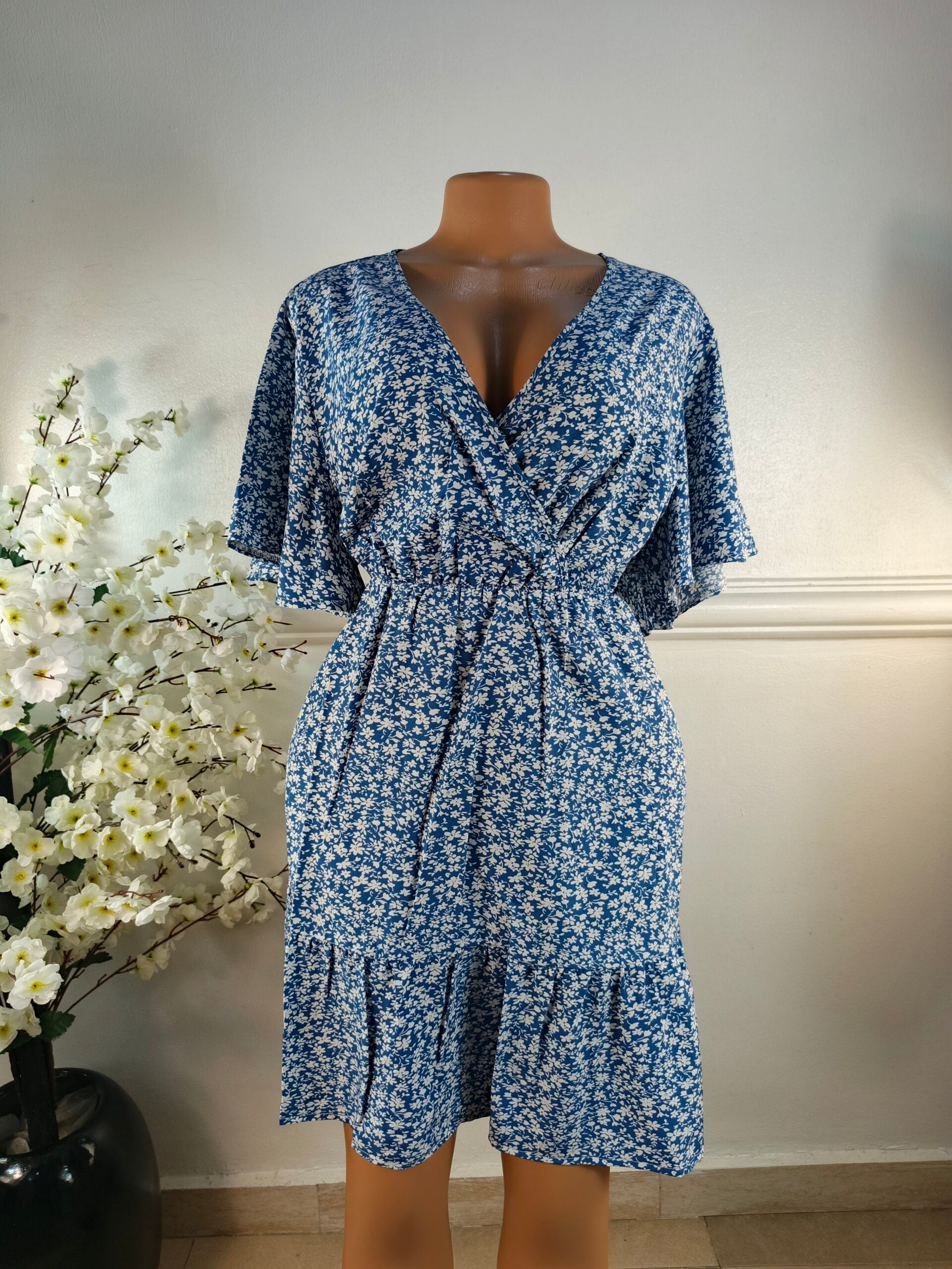 TOP UK SIZE 22 image 0
