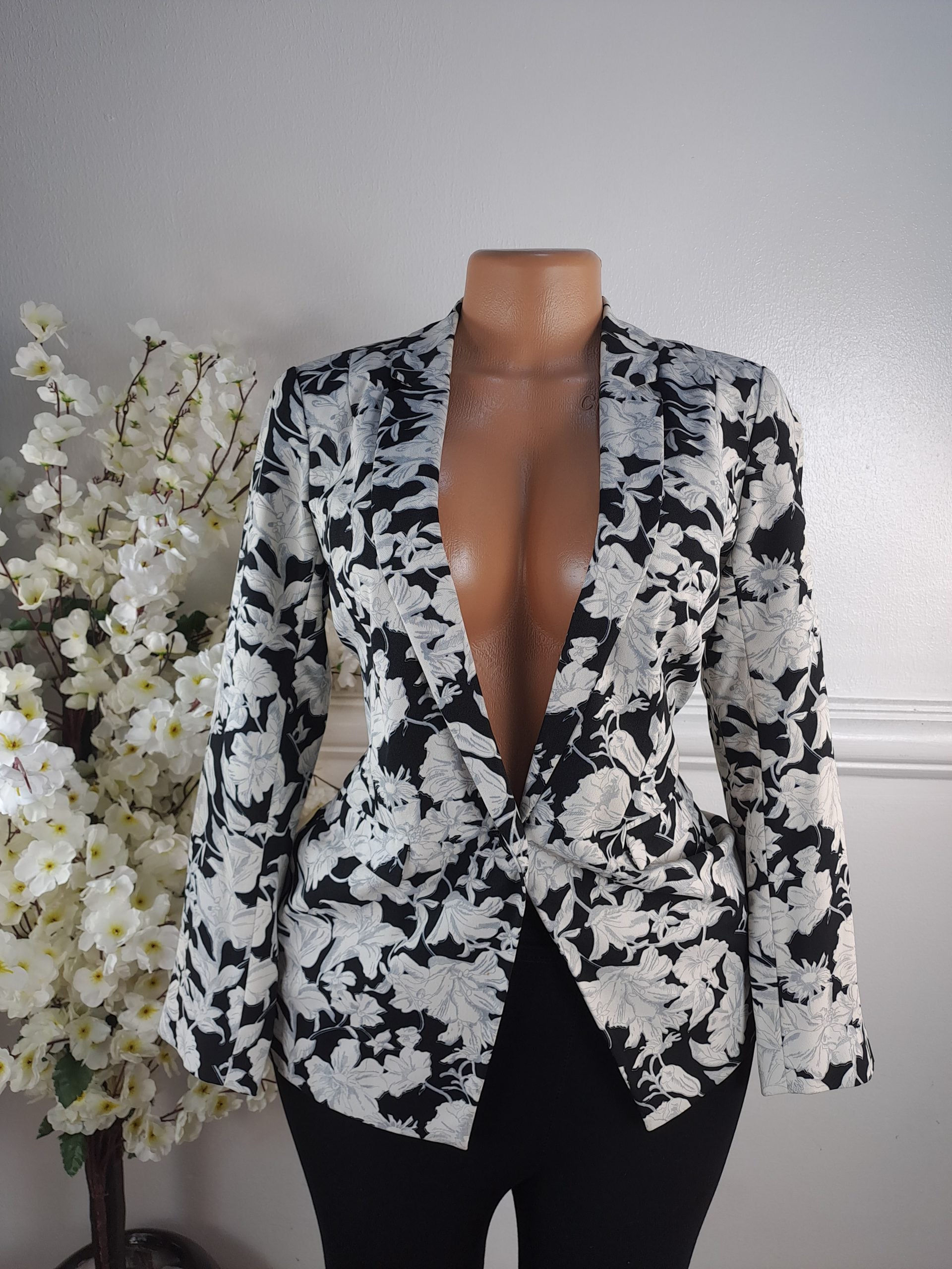 OASIS UK SIZE 8 [LENGHT 28 INCHES] image 0