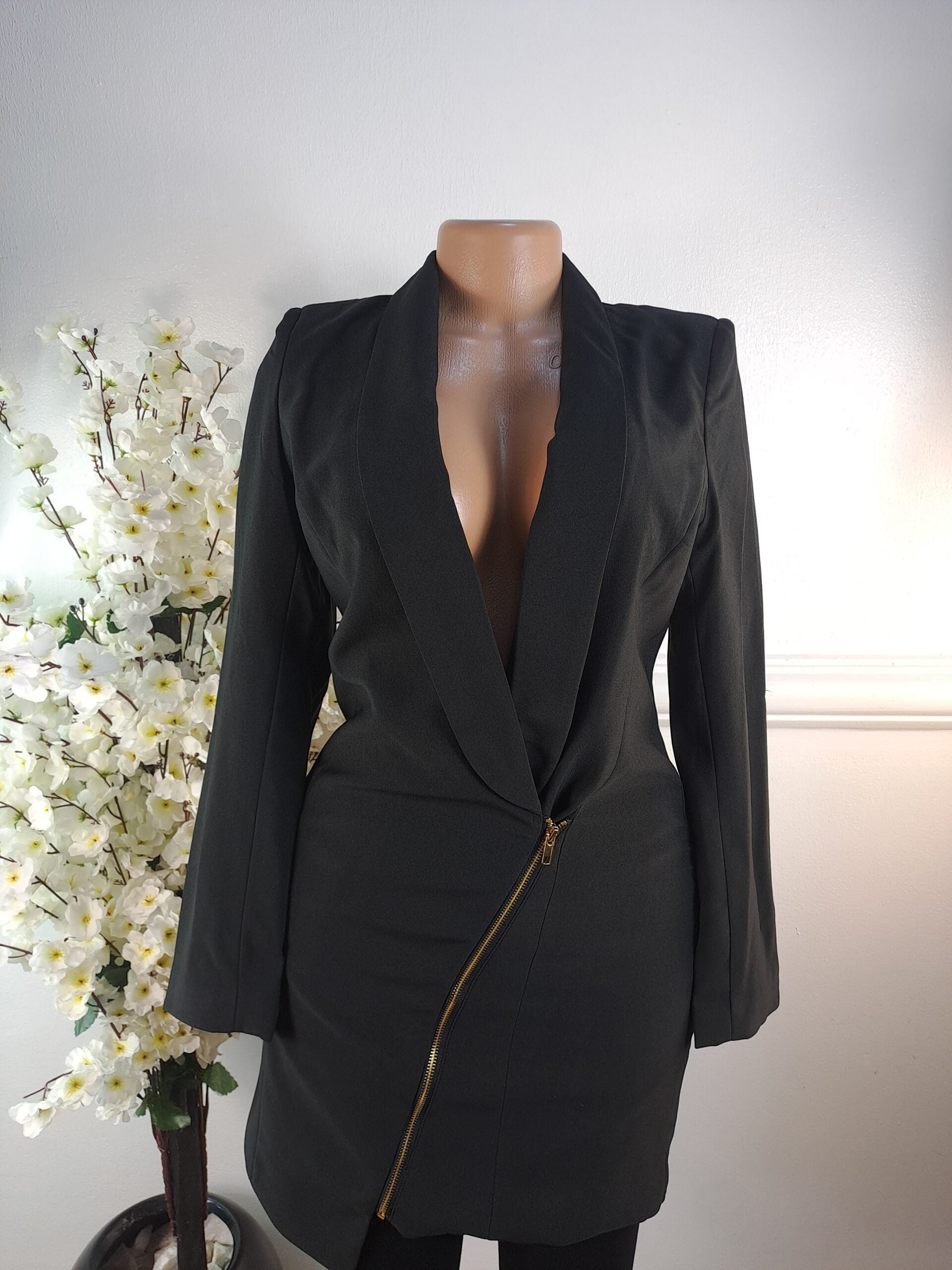 MISSGUIDED UK SIZE 8 [LENGTH 35 INCHES, BLACK] image 0