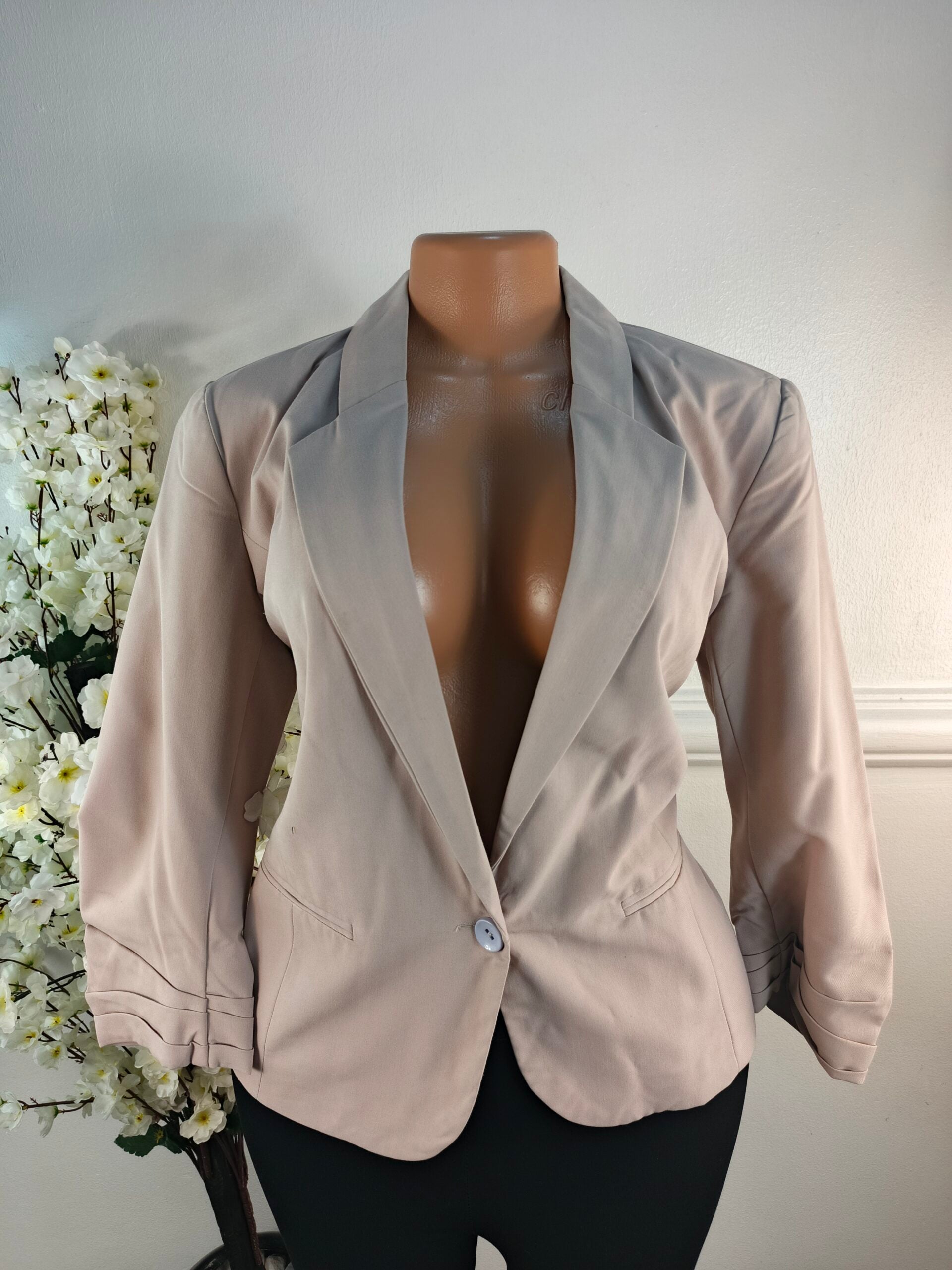 BLAZER UK SIZE 12 [LENGHT 24 INCHES, BEIGE] image 0