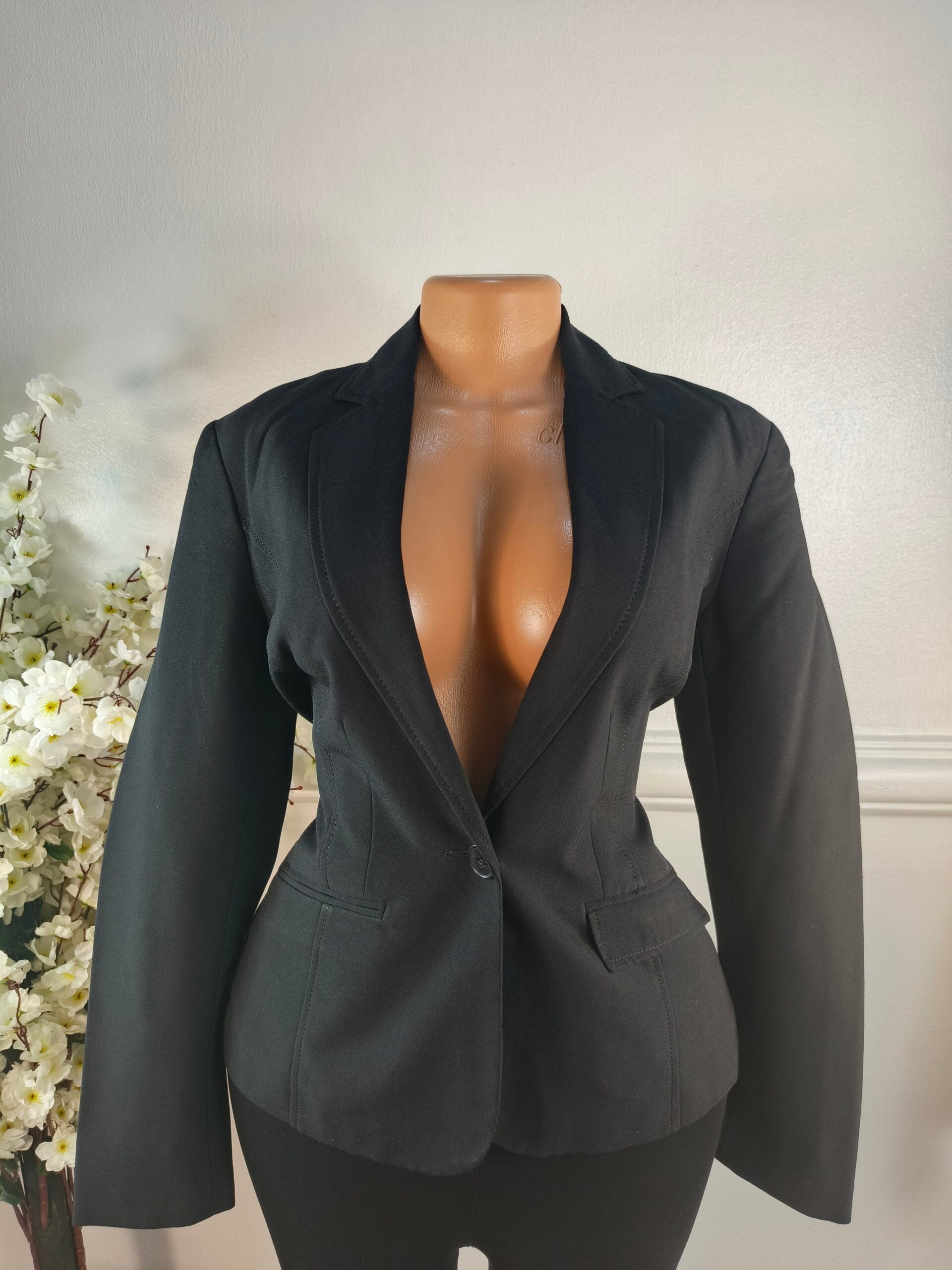 BLAZER UK SIZE 10 [LENGHT 24 INCHES, BLACK] image 0