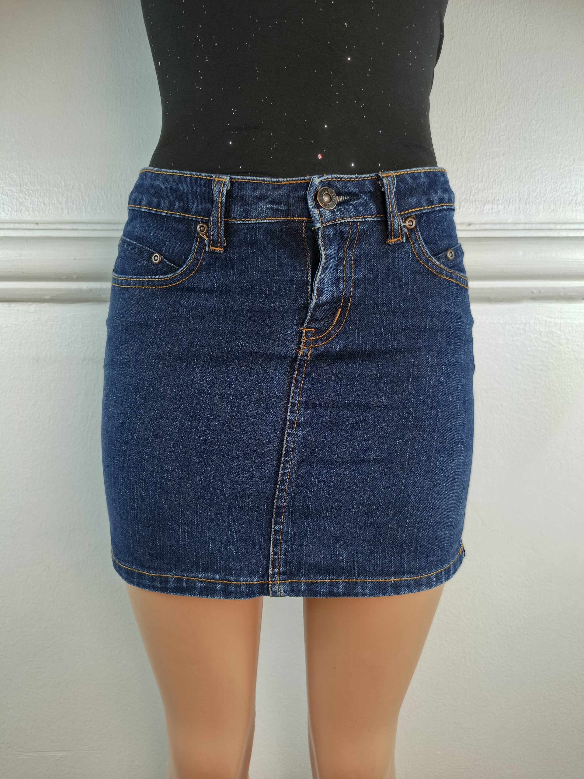 JUST ONE UK 10, L-14 INCHES image 0