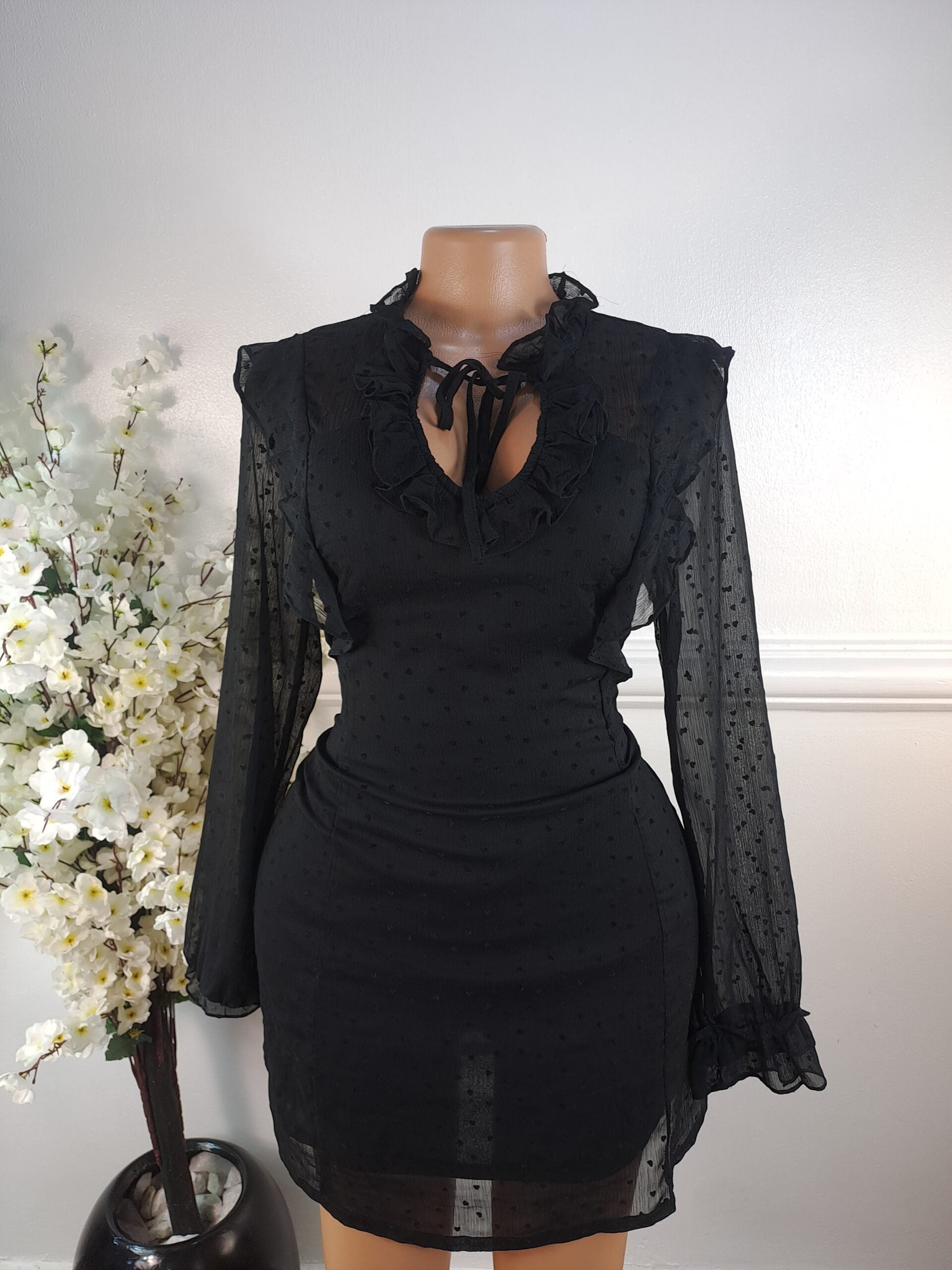 TOP UK SIZE 12 image 0