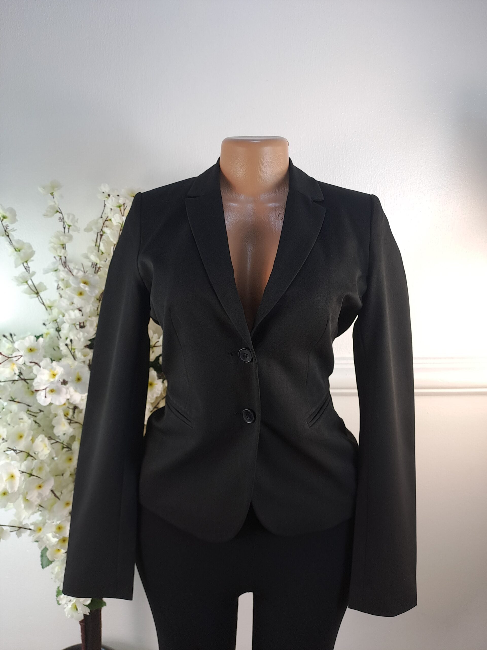 MONTEGO UK SIZE 6 [LENGTH 23 INCHES, BLACK] image 0