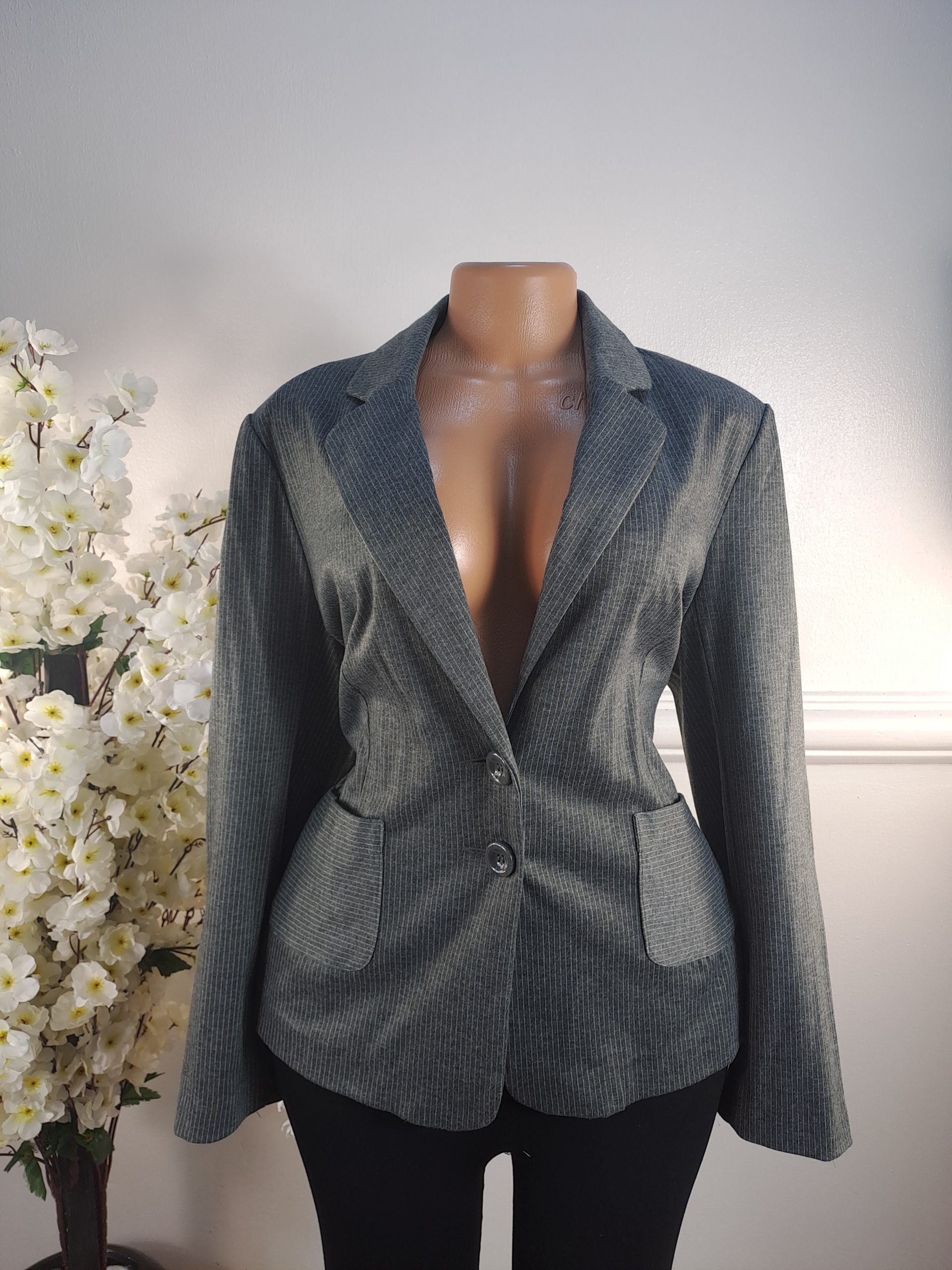 TU UK SIZE 14 [LENGHT 37 INCHES] image 0