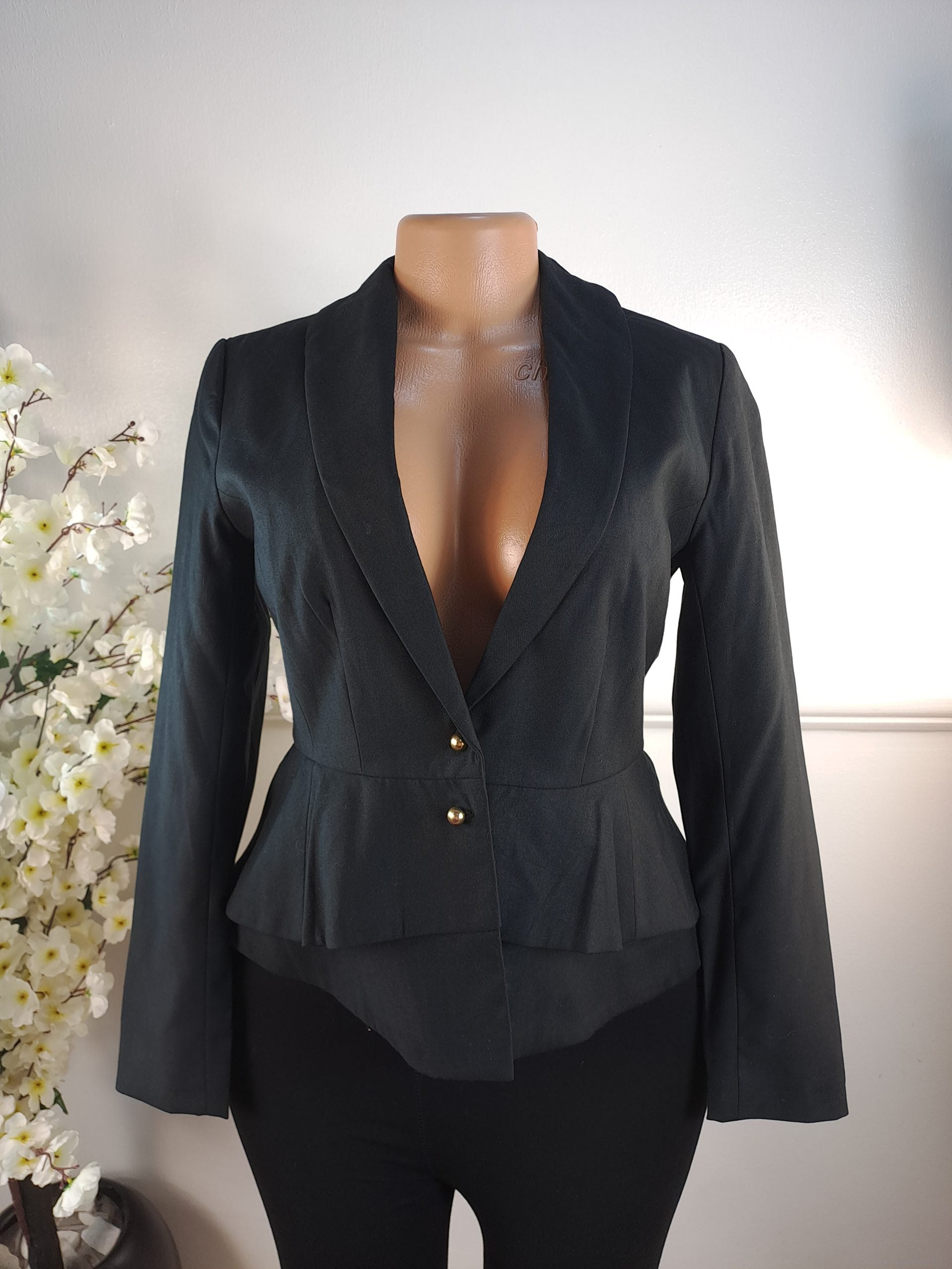 H&amp;M UK SIZE 6 [LENGHT 22 INCHES] image 0