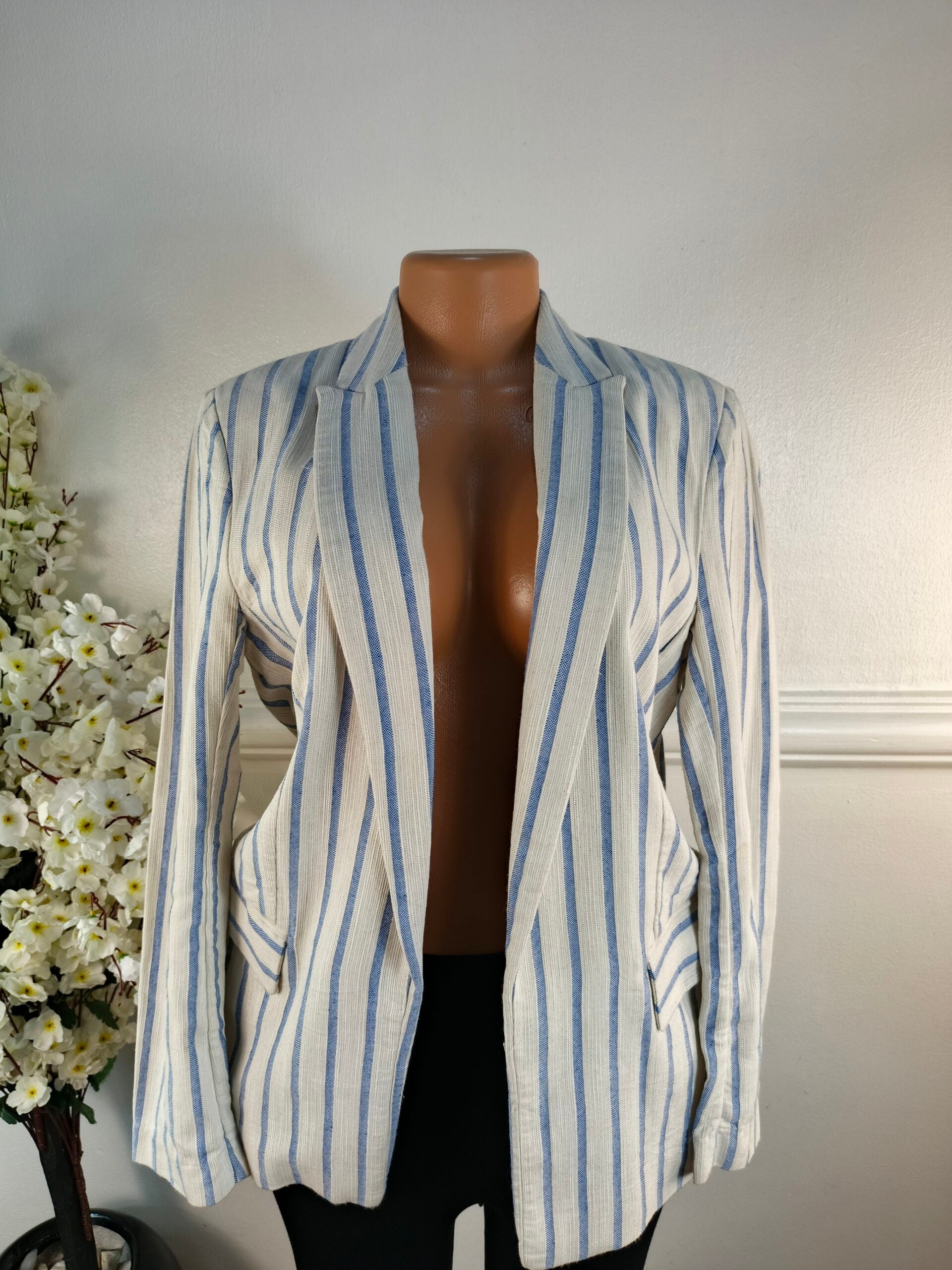H&amp;M UK SIZE 10 [LENGHT 27 INCHES] image 0