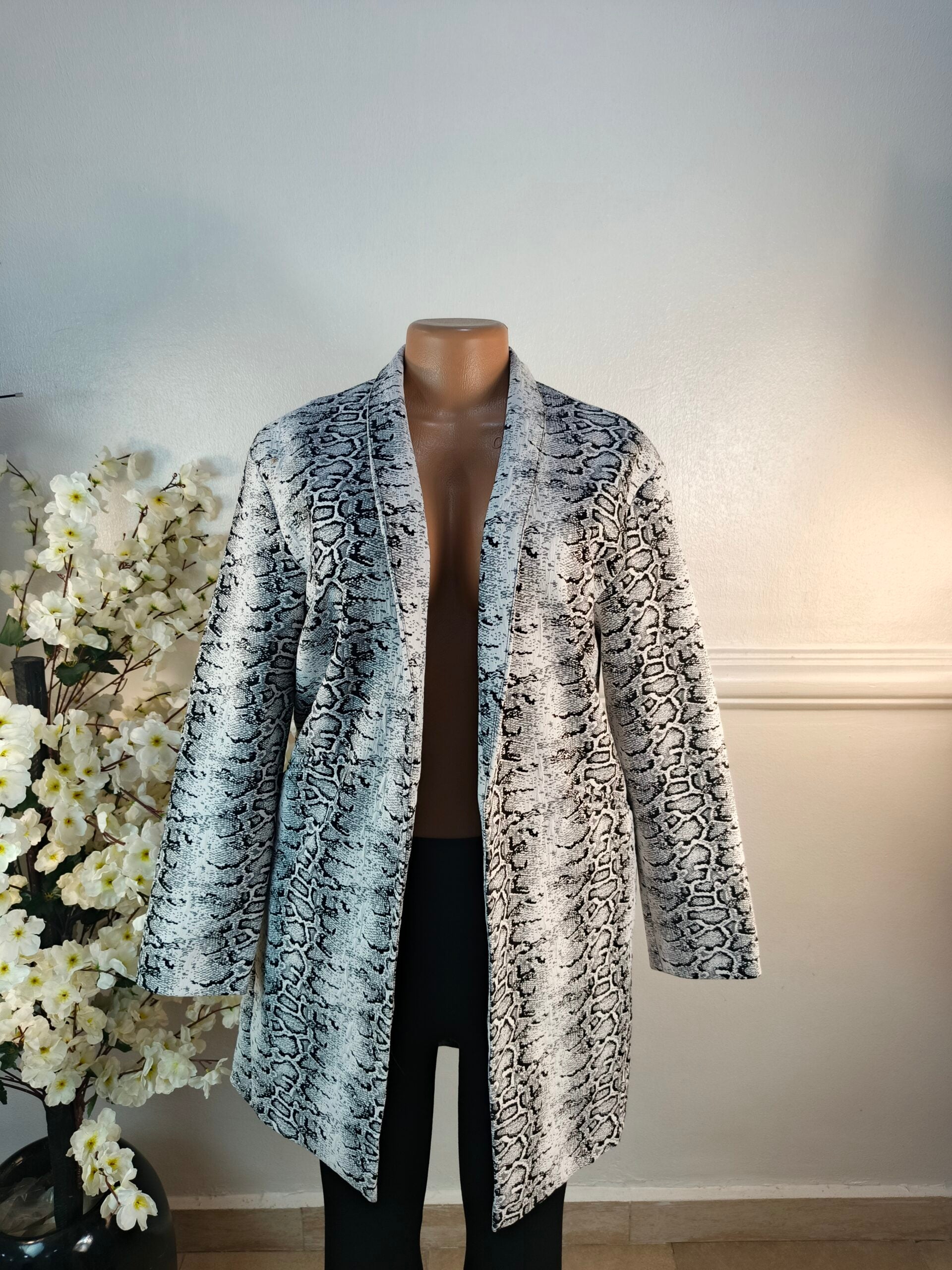 MISS SELFRIDGE UK SIZE 10 [LENGTH 34 INCHES] image 0