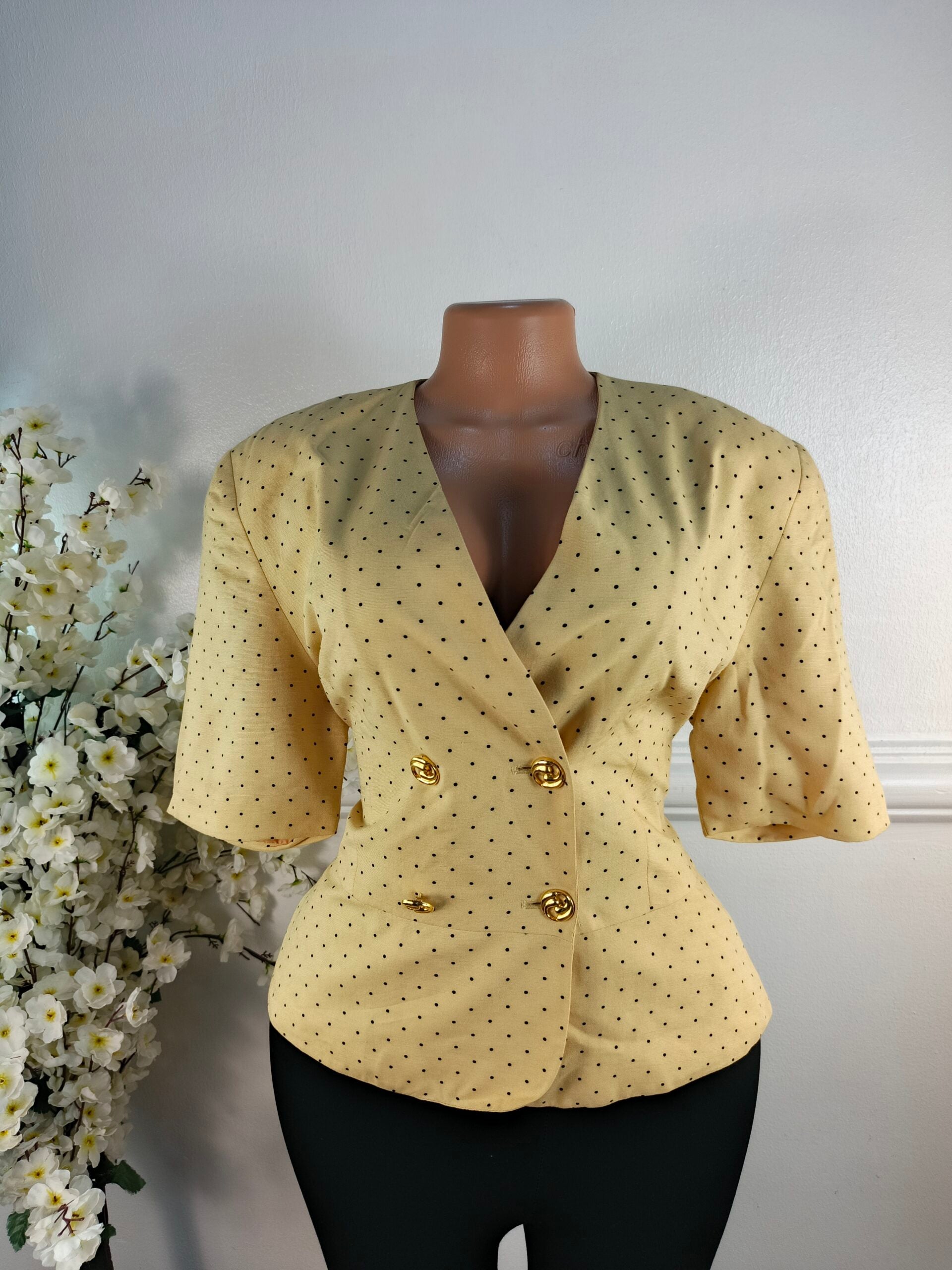 BLAZER UK SIZE 10 [LENGHT 24 INCHES, YELLOW] image 0