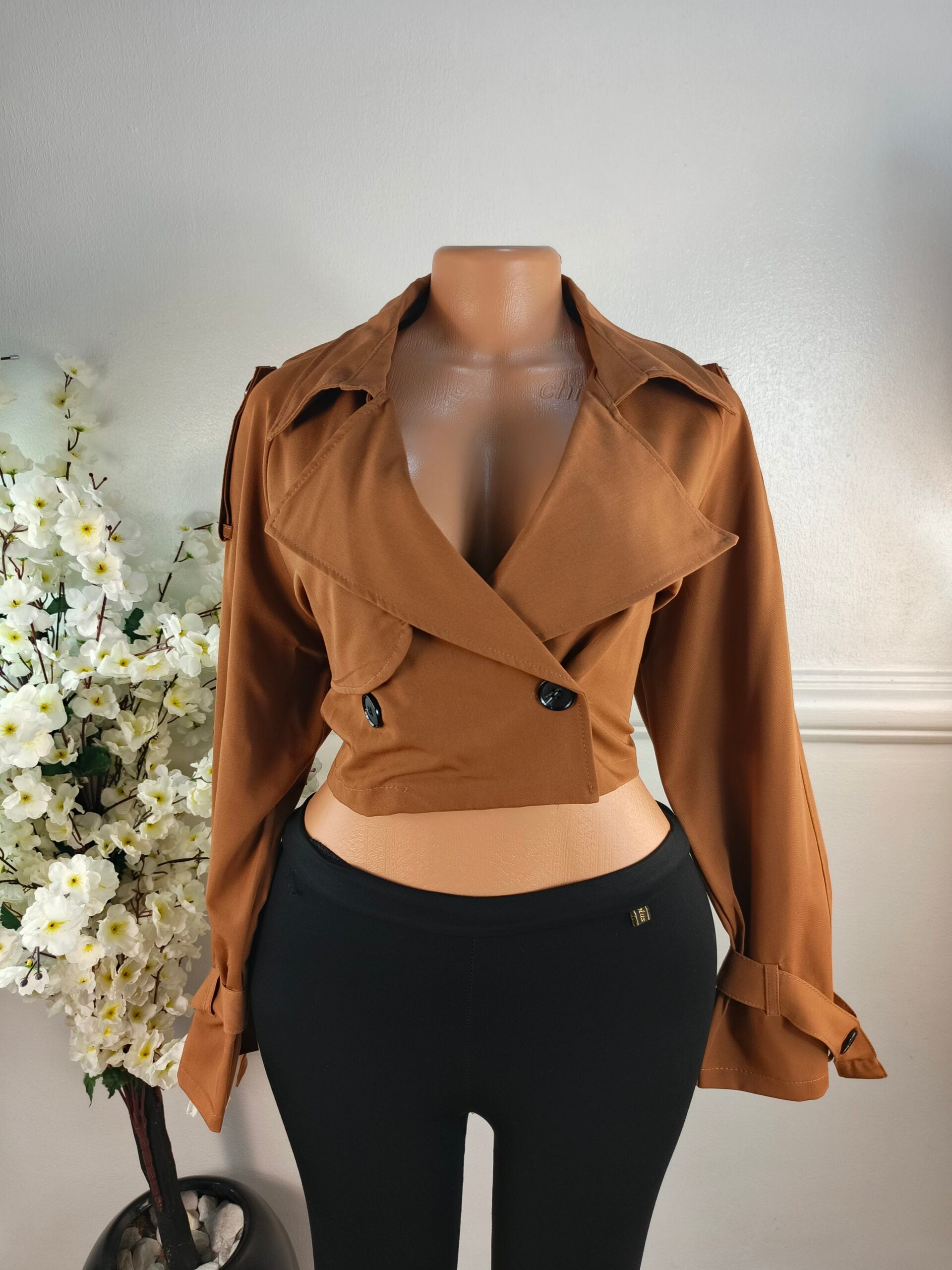 PRETTYLITTLETHING UK SIZE 14 [LENGHT 16 INCHES] image 0