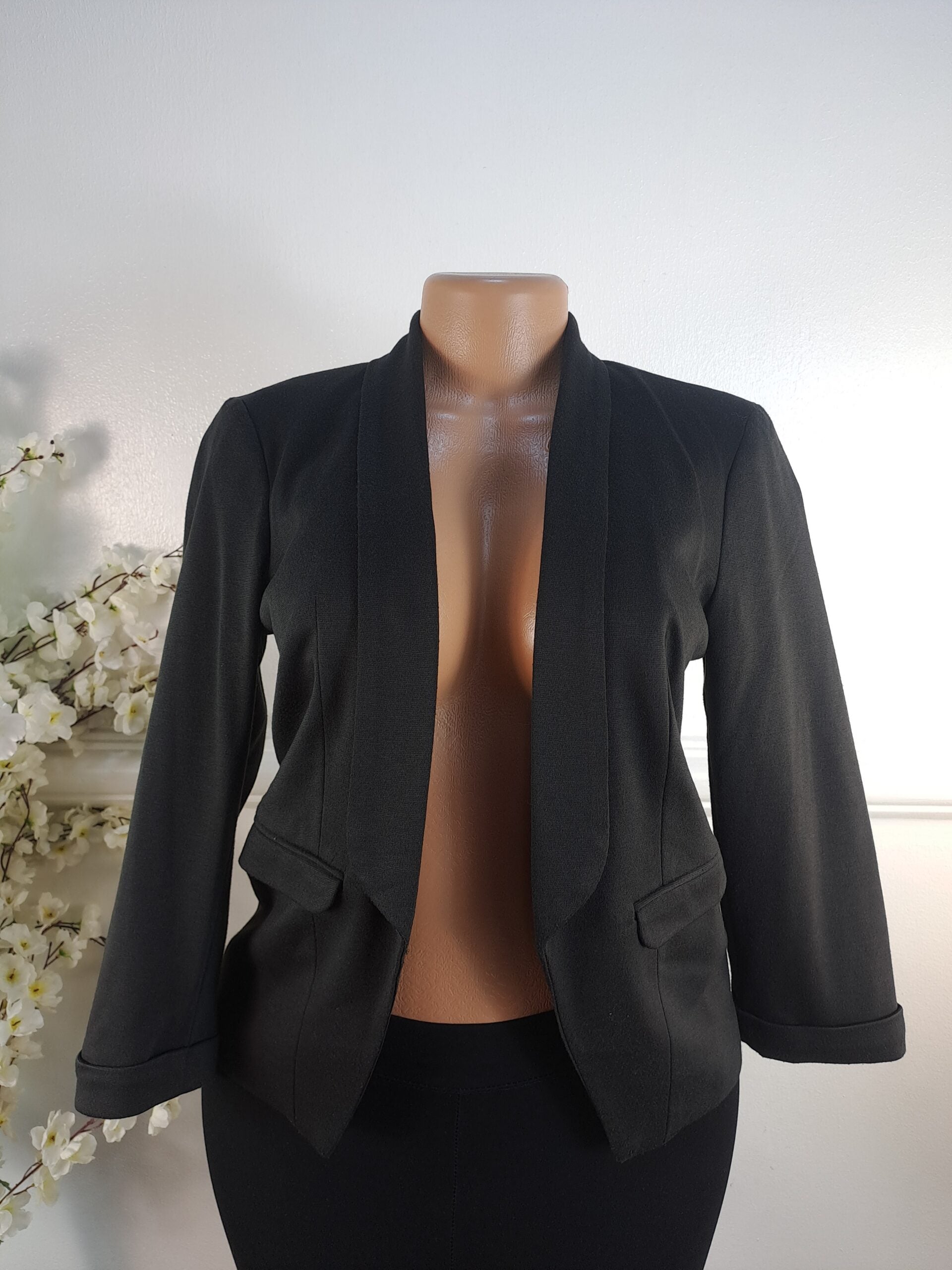 BLAZER UK SIZE 6 [LENGHT 23 INCHES, BLACK] image 0