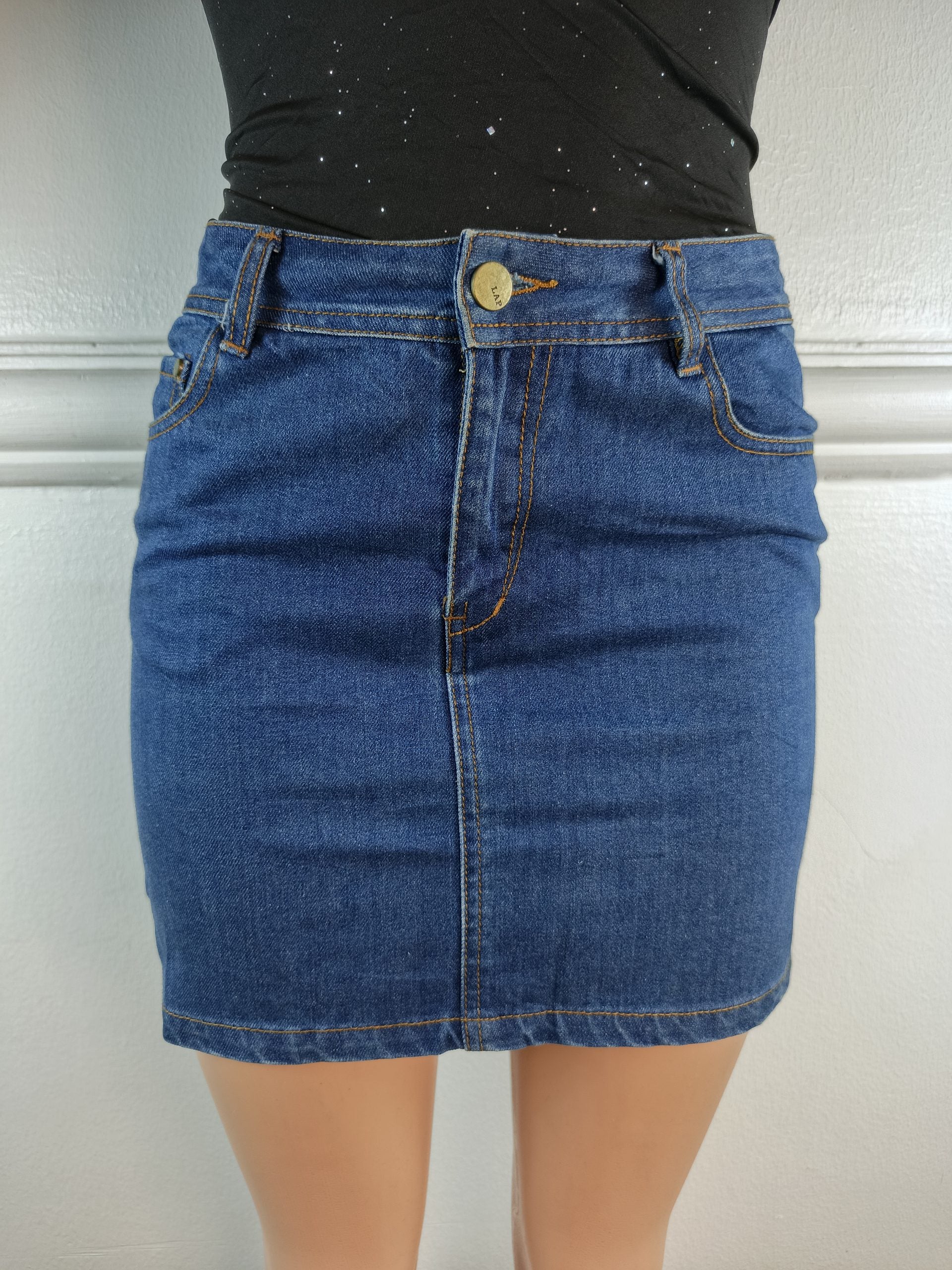 LAP UK 10, L-15 INCHES image 0