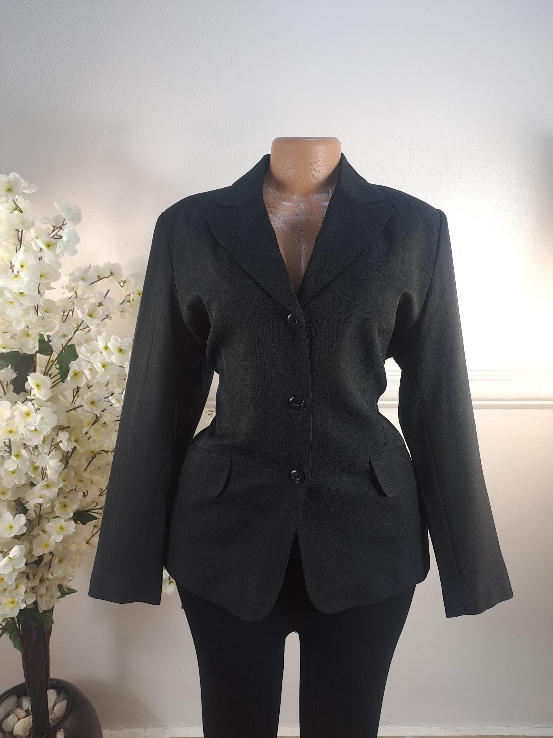 CLASSICS UK SIZE 16 [LENGHT 26 INCHES] image 0