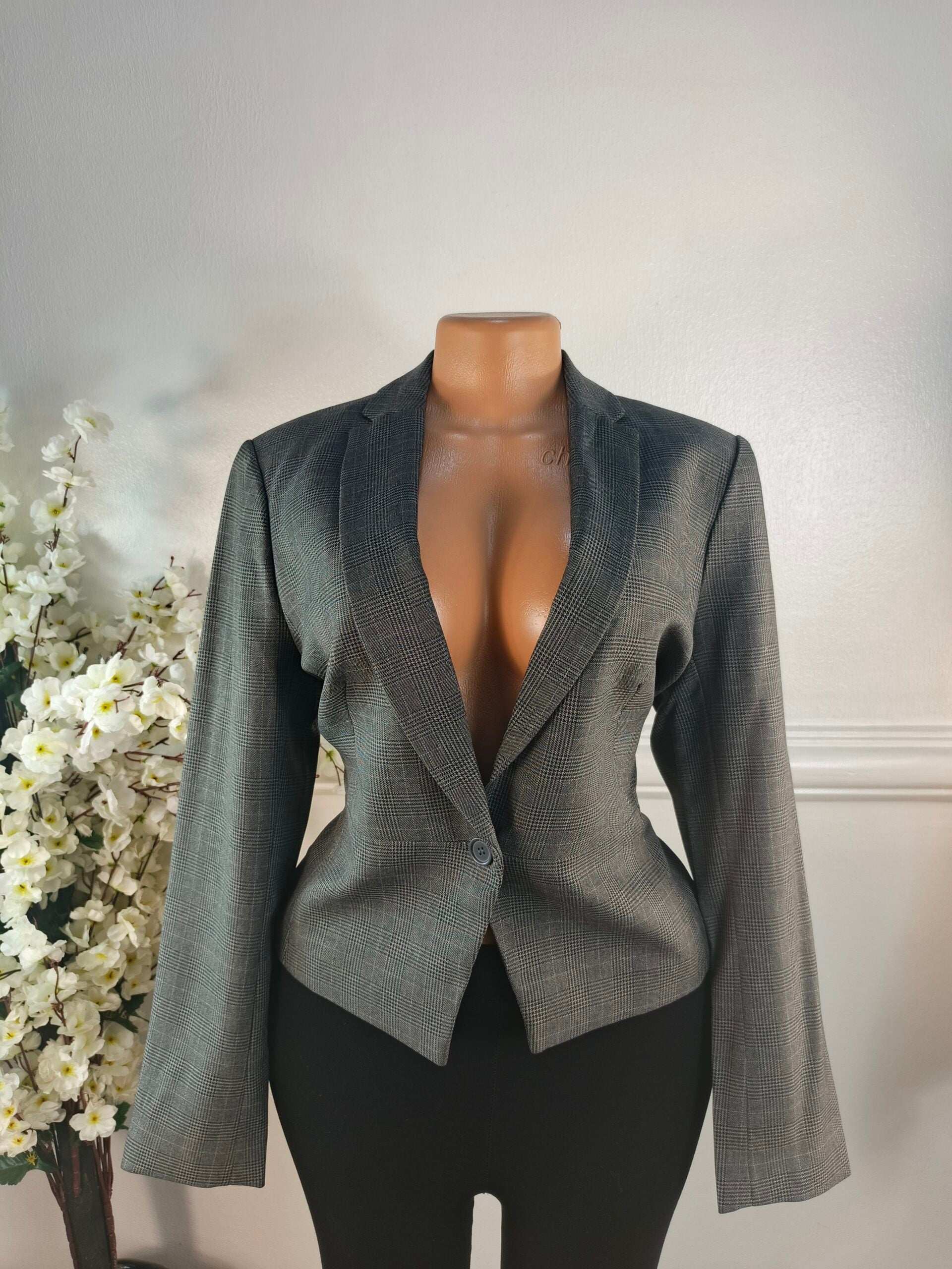 M&amp;S UK SIZE 10 [LENGHT 22 INCHES, GRAY] image 0