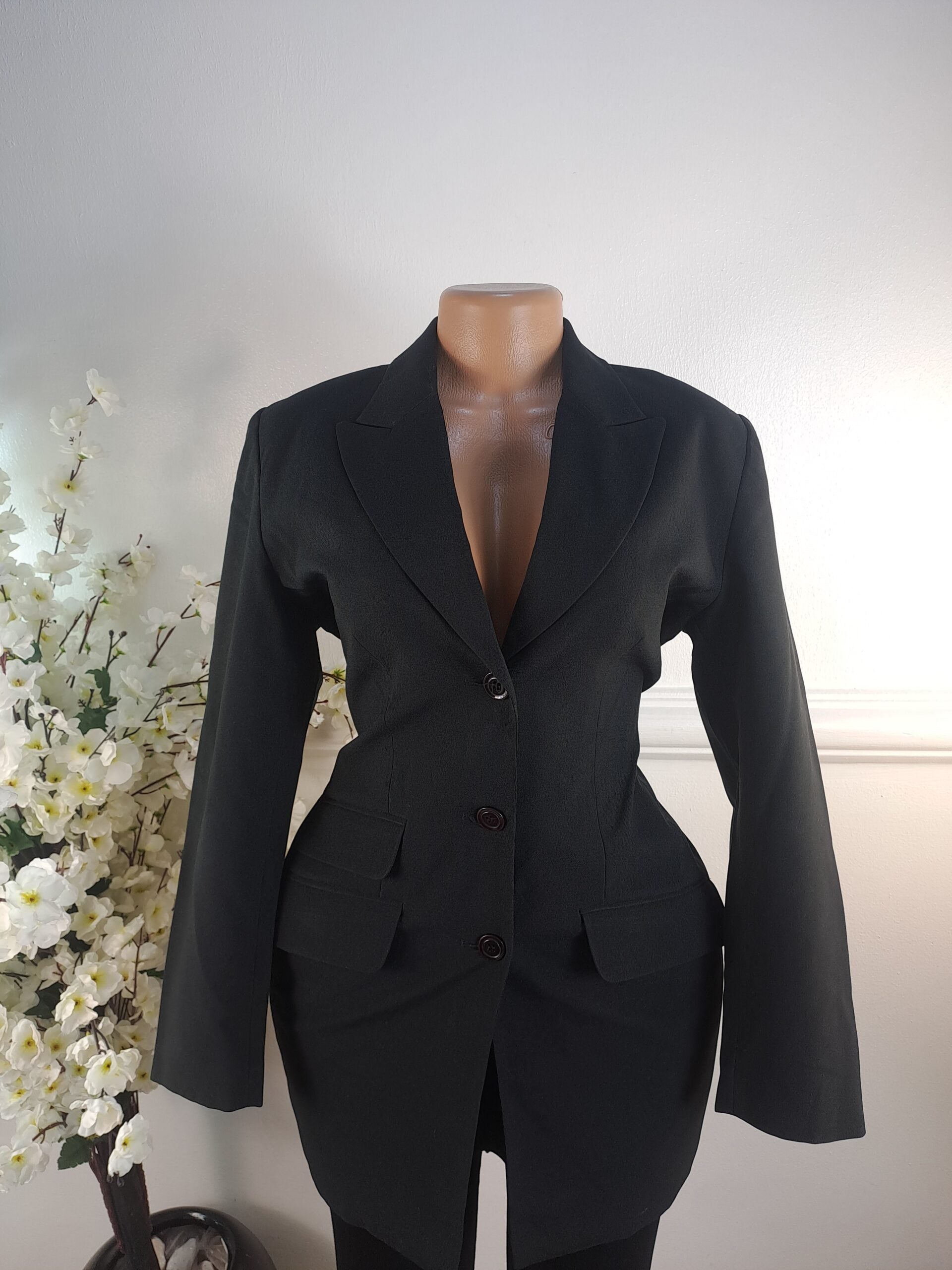 CLASSIC WOMAN UK SIZE 10 [LENGHT 31 INCHES, BLACK] image 0
