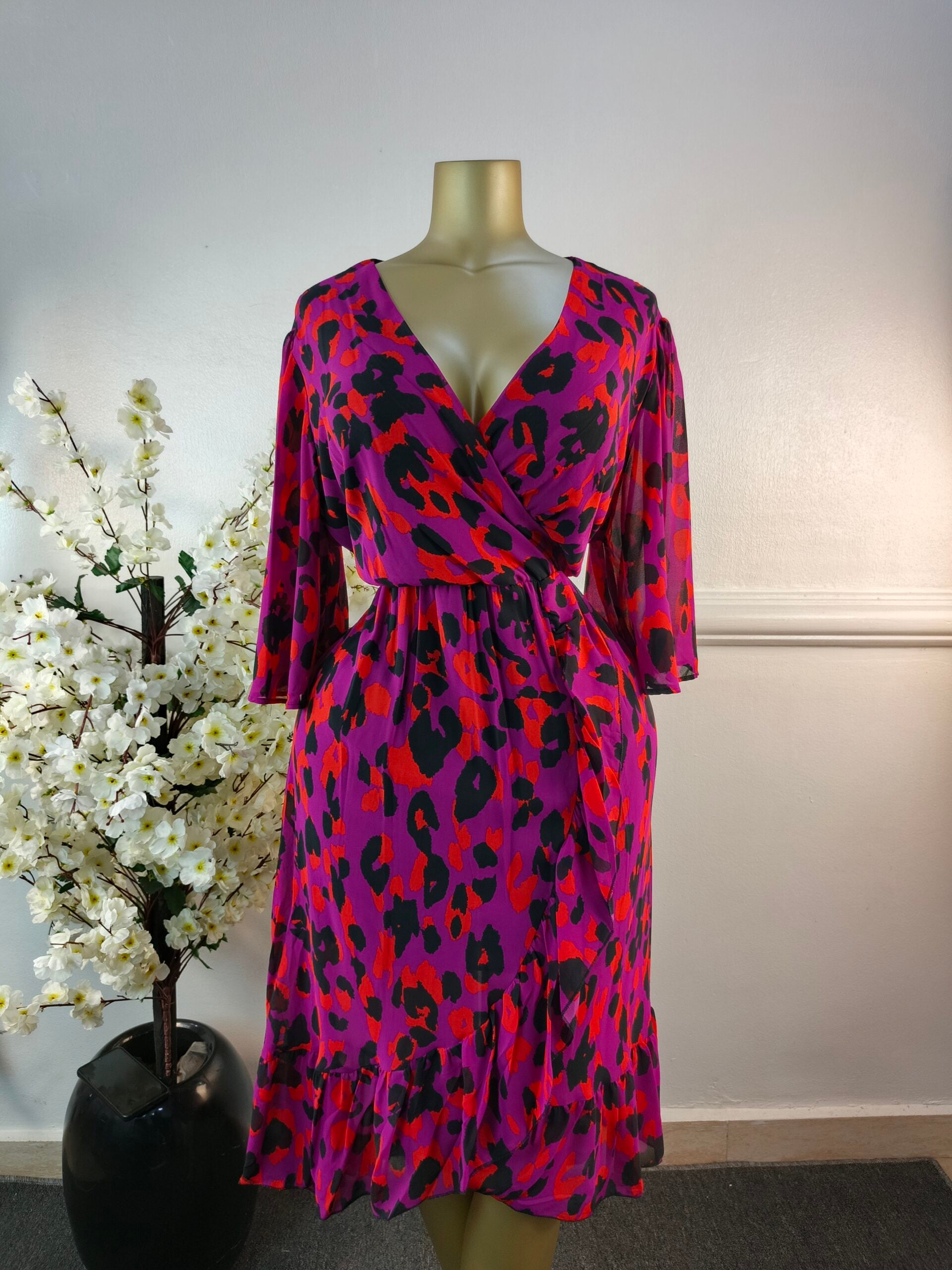 AMBER UK SIZE 22 [L51, PURPLE] image 0