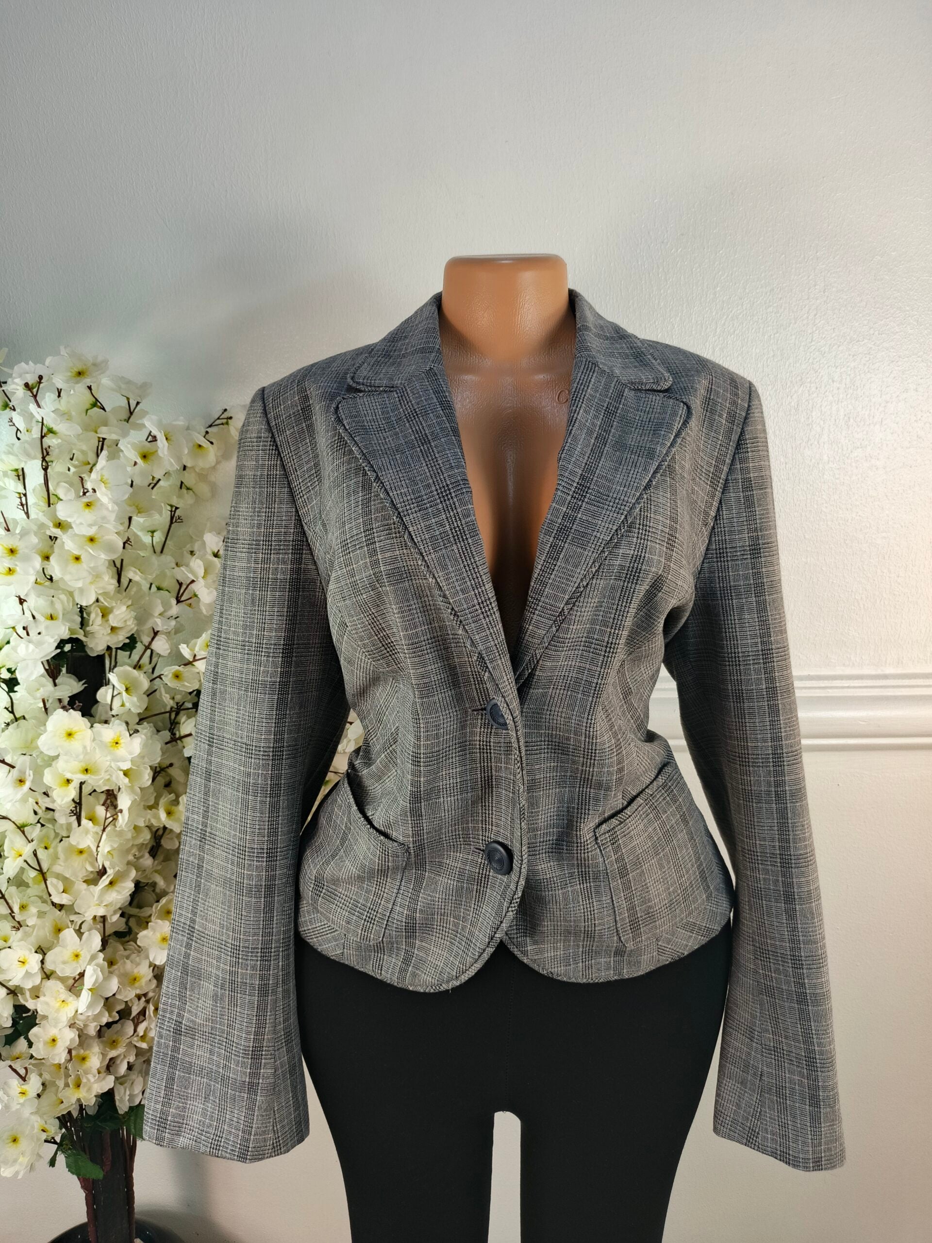 CLASSIC UK SIZE 14 [LENGTH 24 INCHES, CHECKERS] image 0