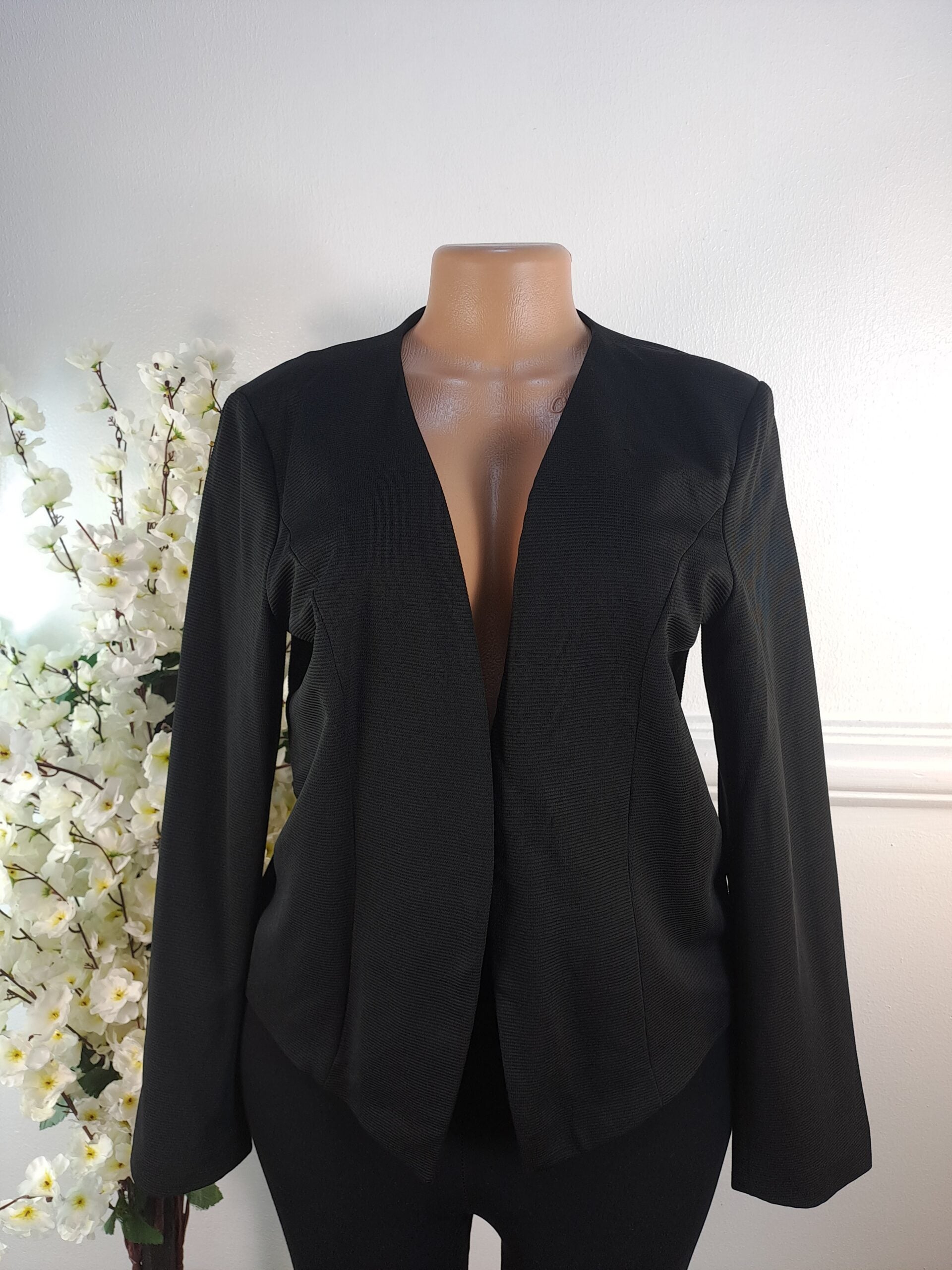 ONLY UK SIZE 10 [LENGTH 22 INCHES, BLACK] image 0