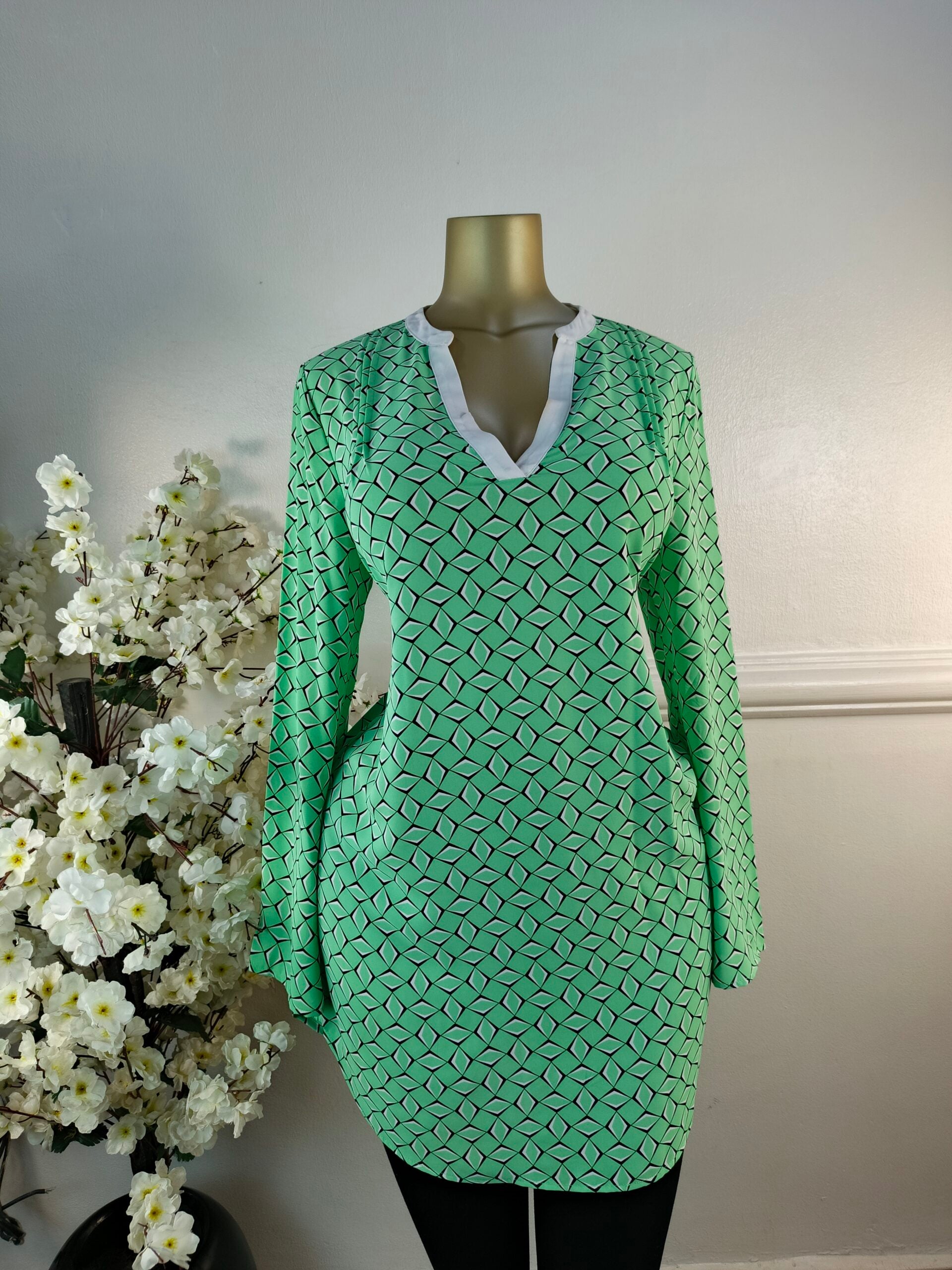 TOP UK SIZE 14 [LEMON.] image 0