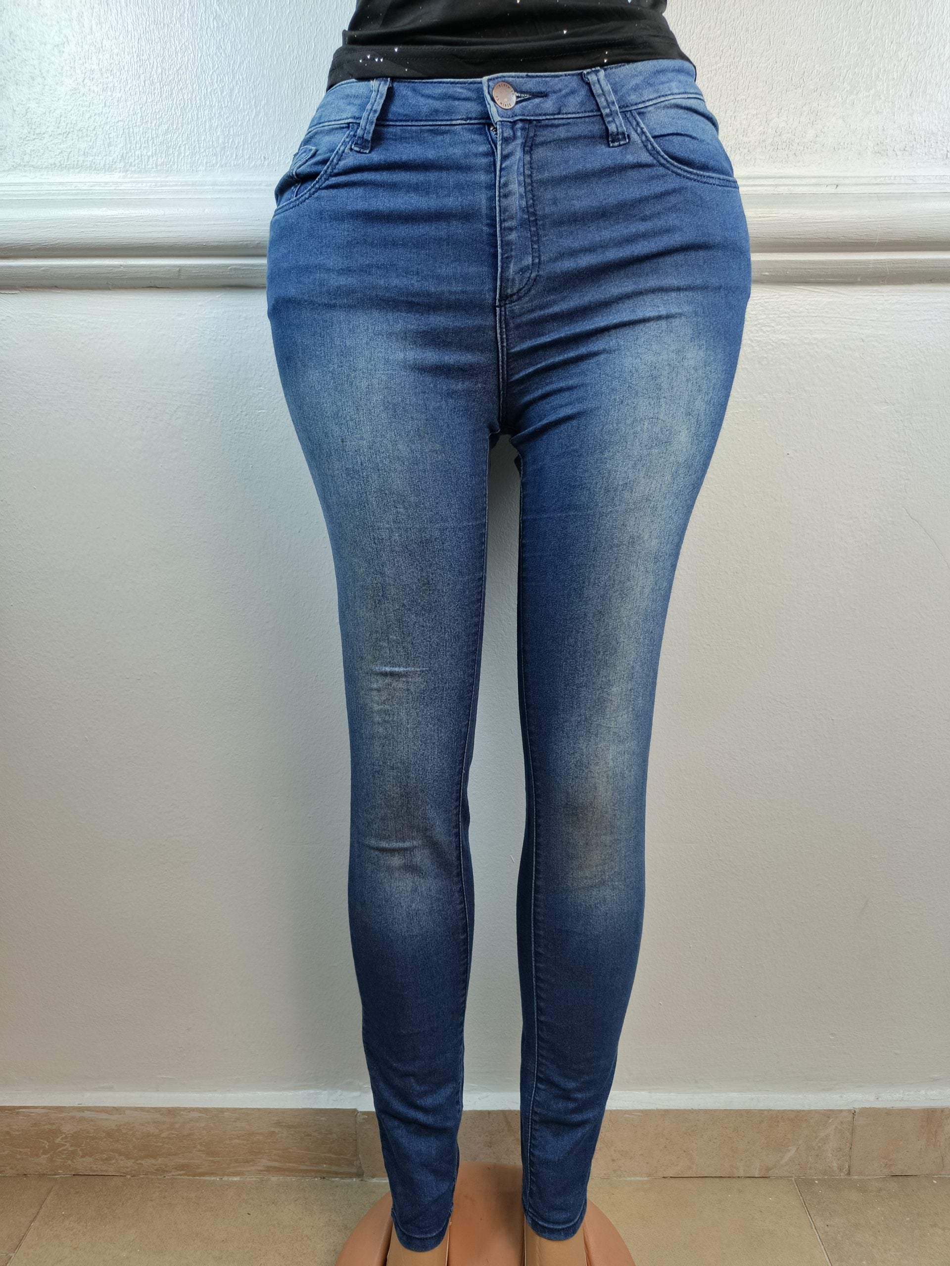 DENIM UK 10, L-40 INCHES image 0