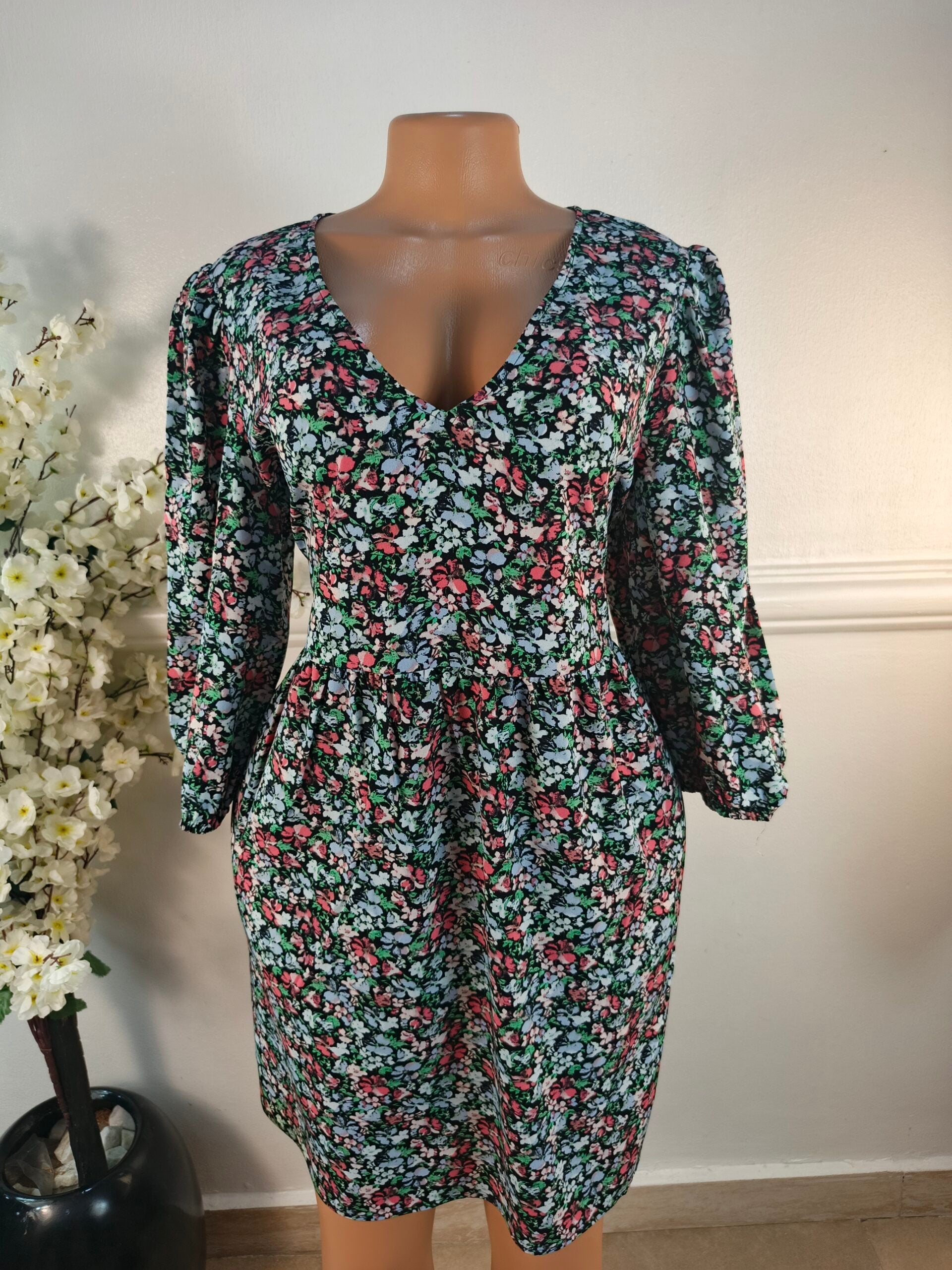 VERO MODA UK SIZE 16 image 0