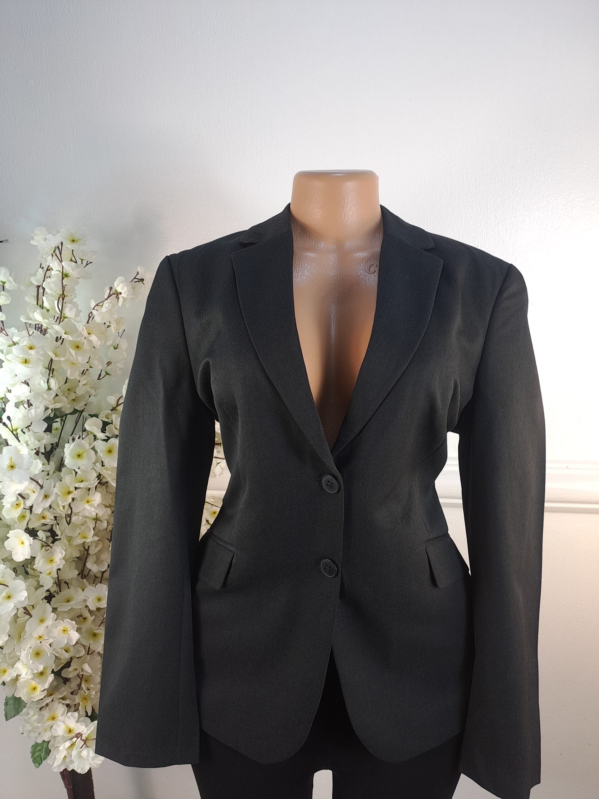 BLAZER UK SIZE 12 [LENGHT 27 INCHES, BLACK] image 0