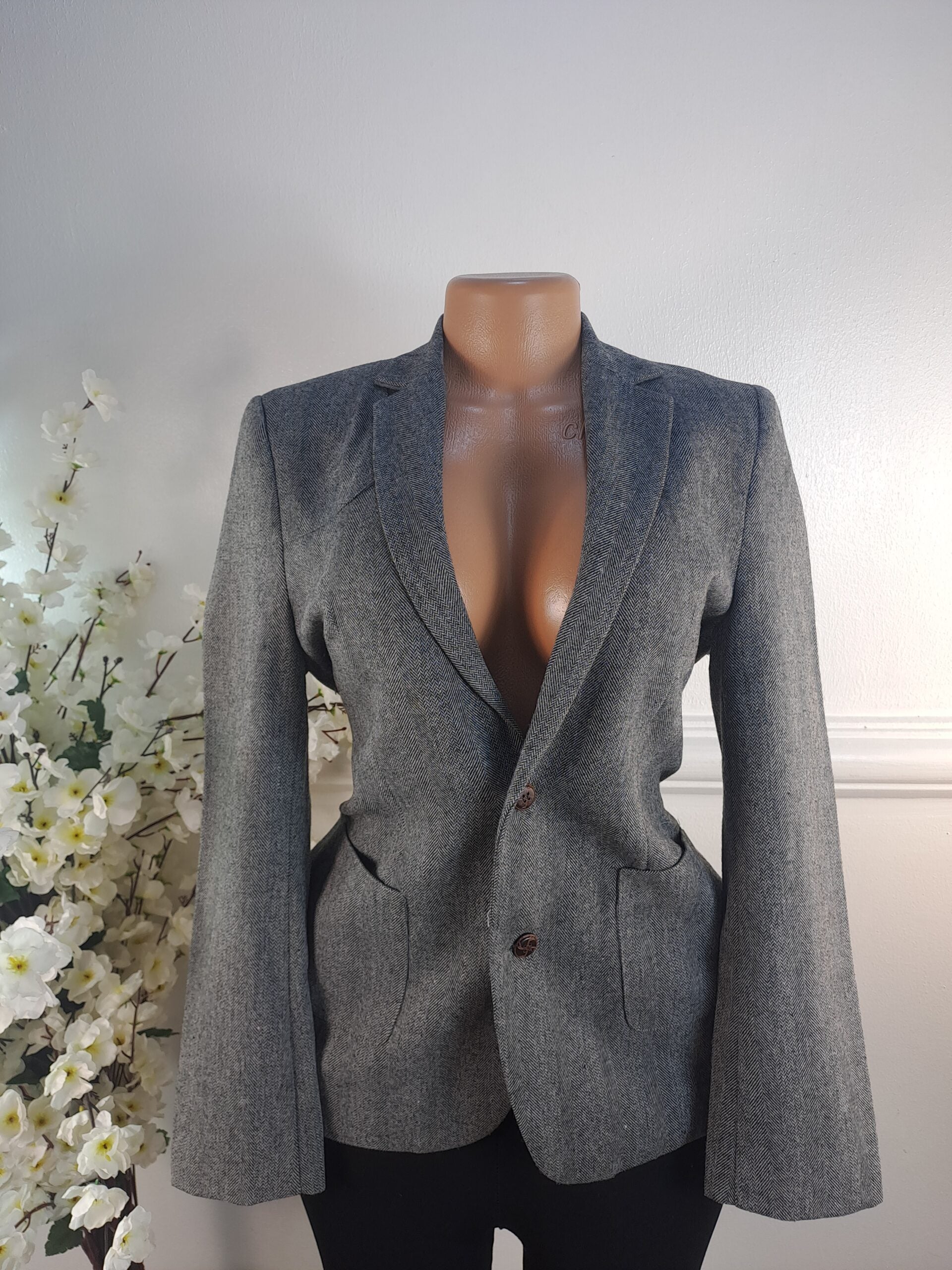 BLAZER UK SIZE 12 [LENGHT 27 INCHES, GREY] image 0