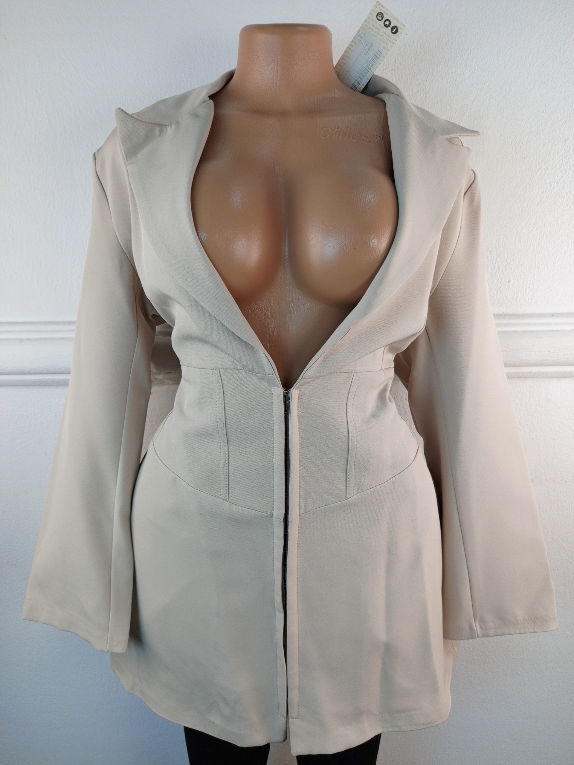BOOHOO UK 16 image 0