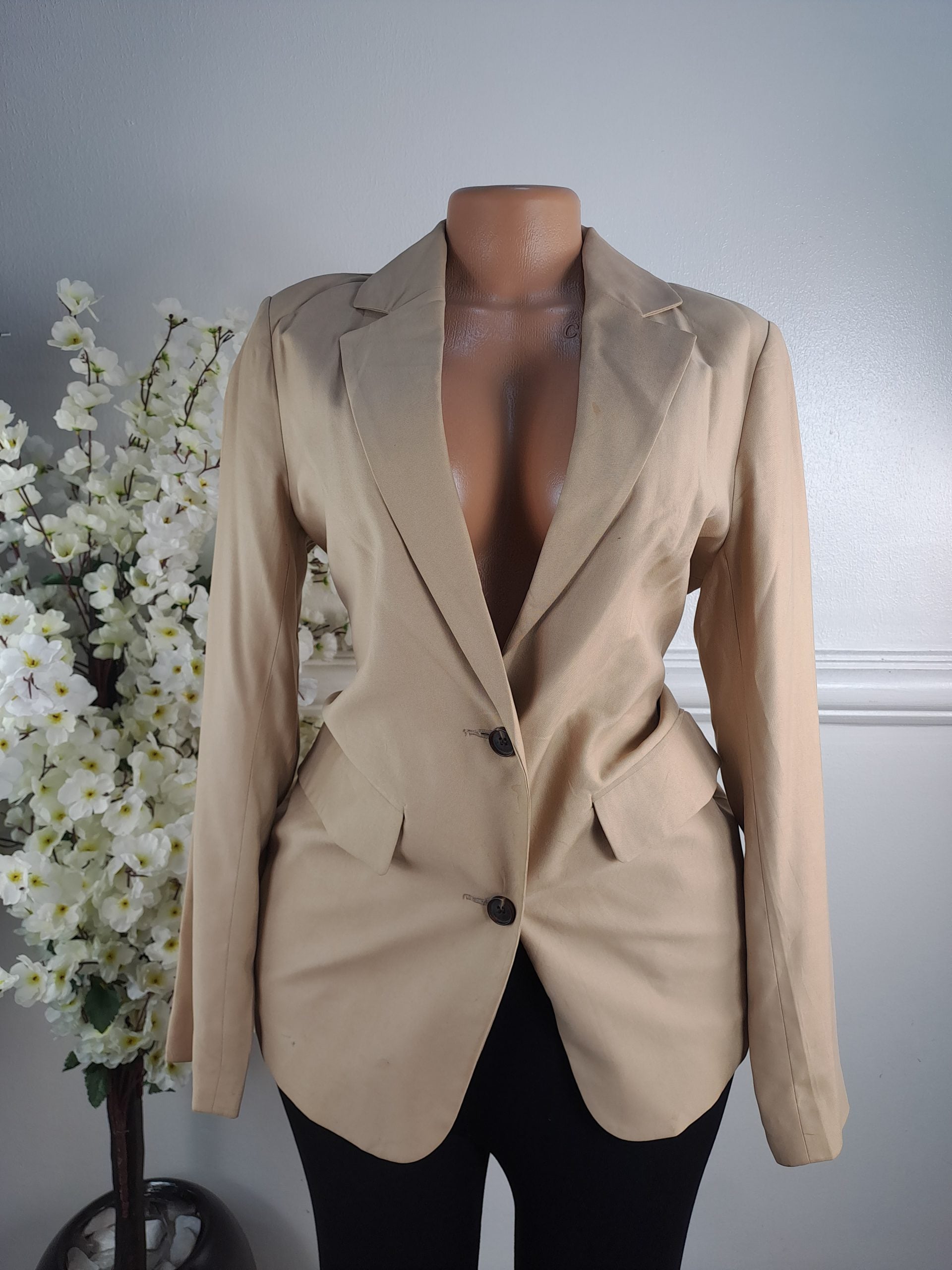 BLAZERS UK SIZE 8 [LENGHT 26 INCHES] image 0