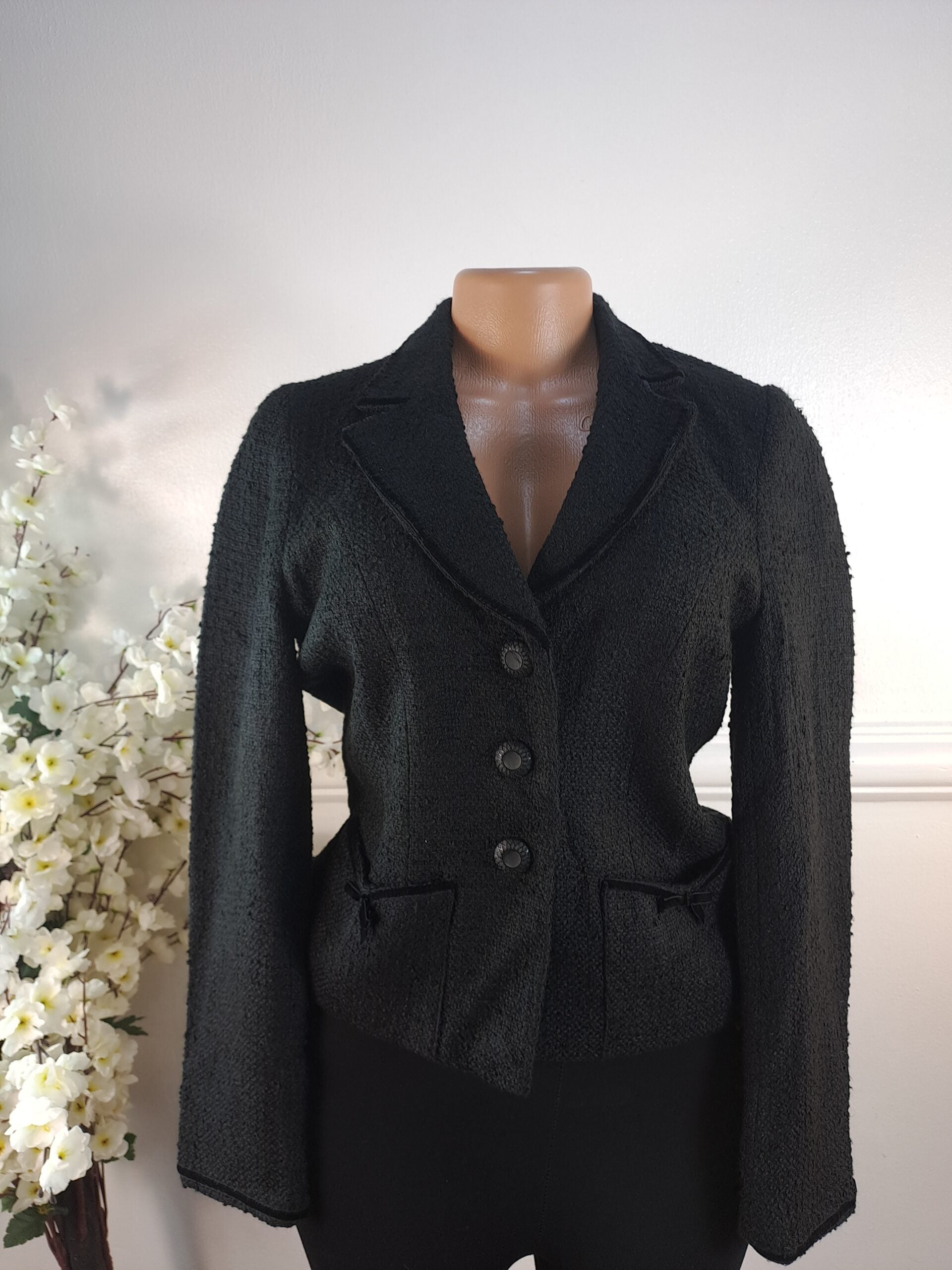 BLAZER UK SIZE 6 [LENGHT 21 INCHES] image 0
