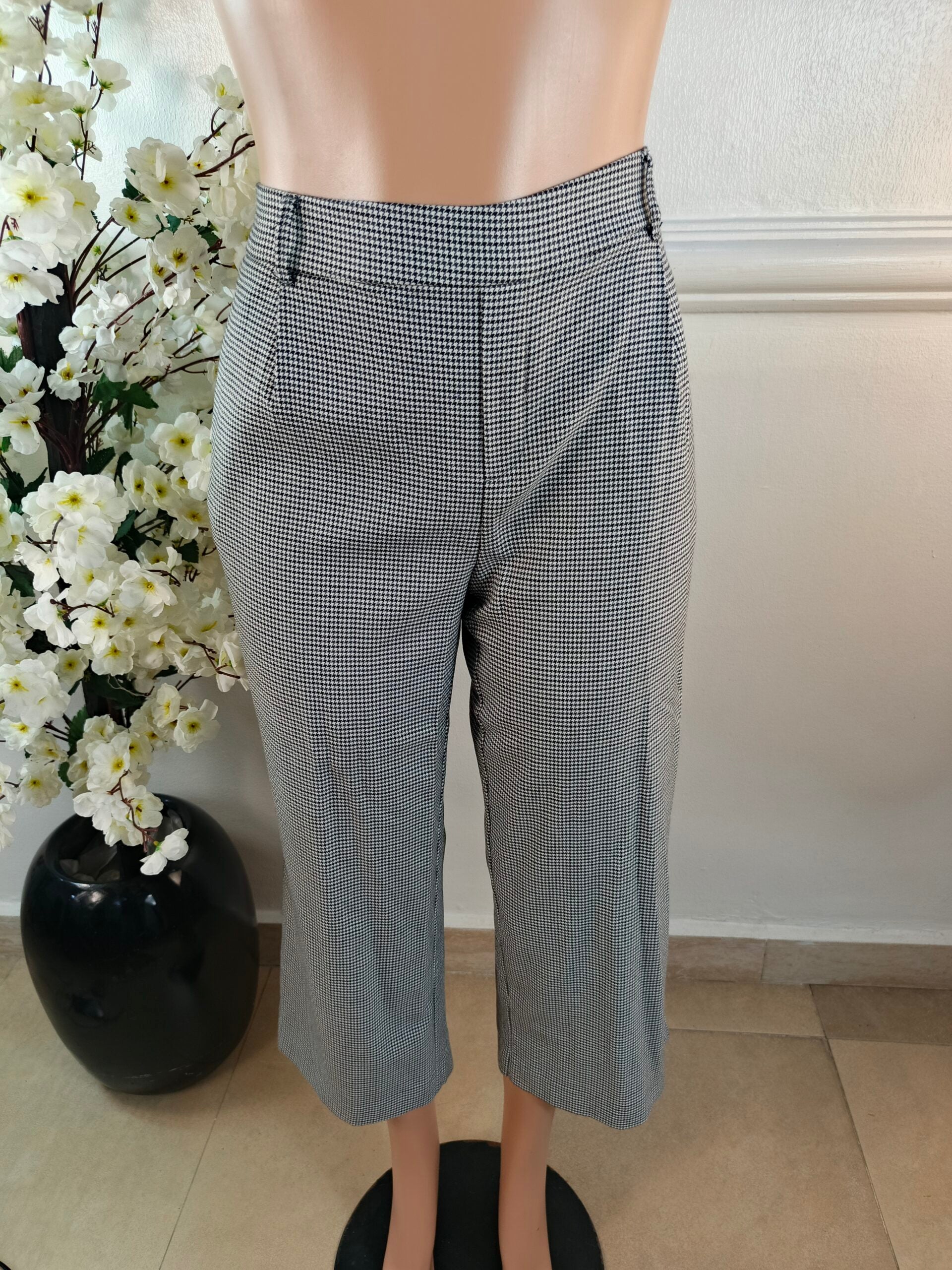 PANTS UK SIZE 10 [LENGTH 35 INCHES, CHECKERS] image 0