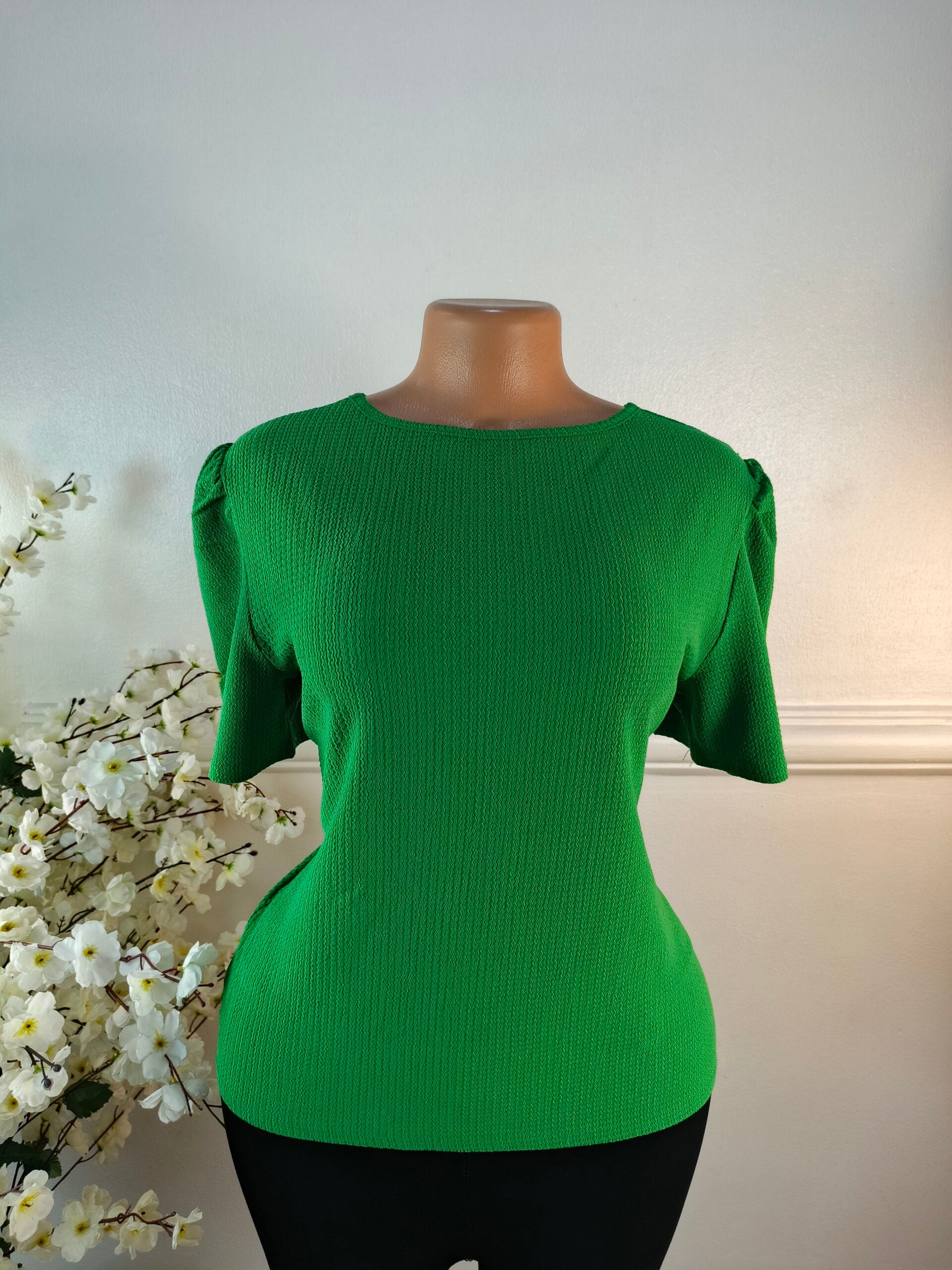 TOP UK SIZE 10 [GREEN] image 0