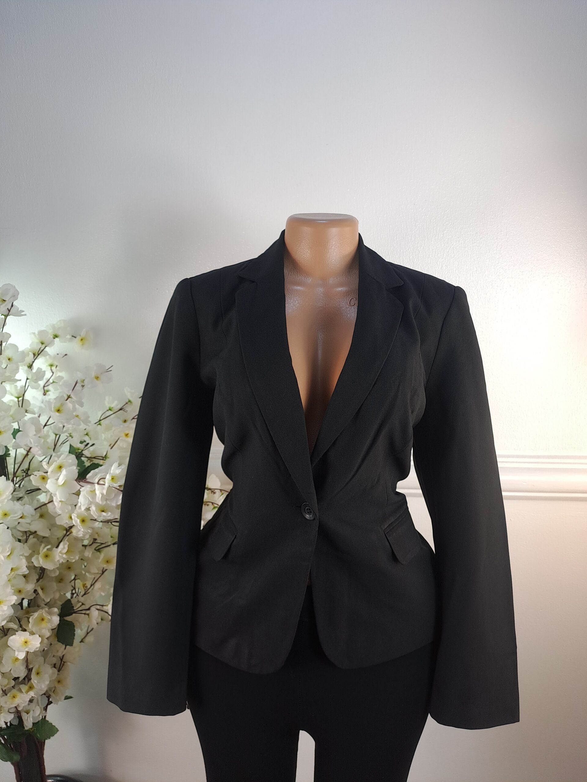 BLAZER UK SIZE 10 [LENGTH 25 INCHES, BLACK] image 0