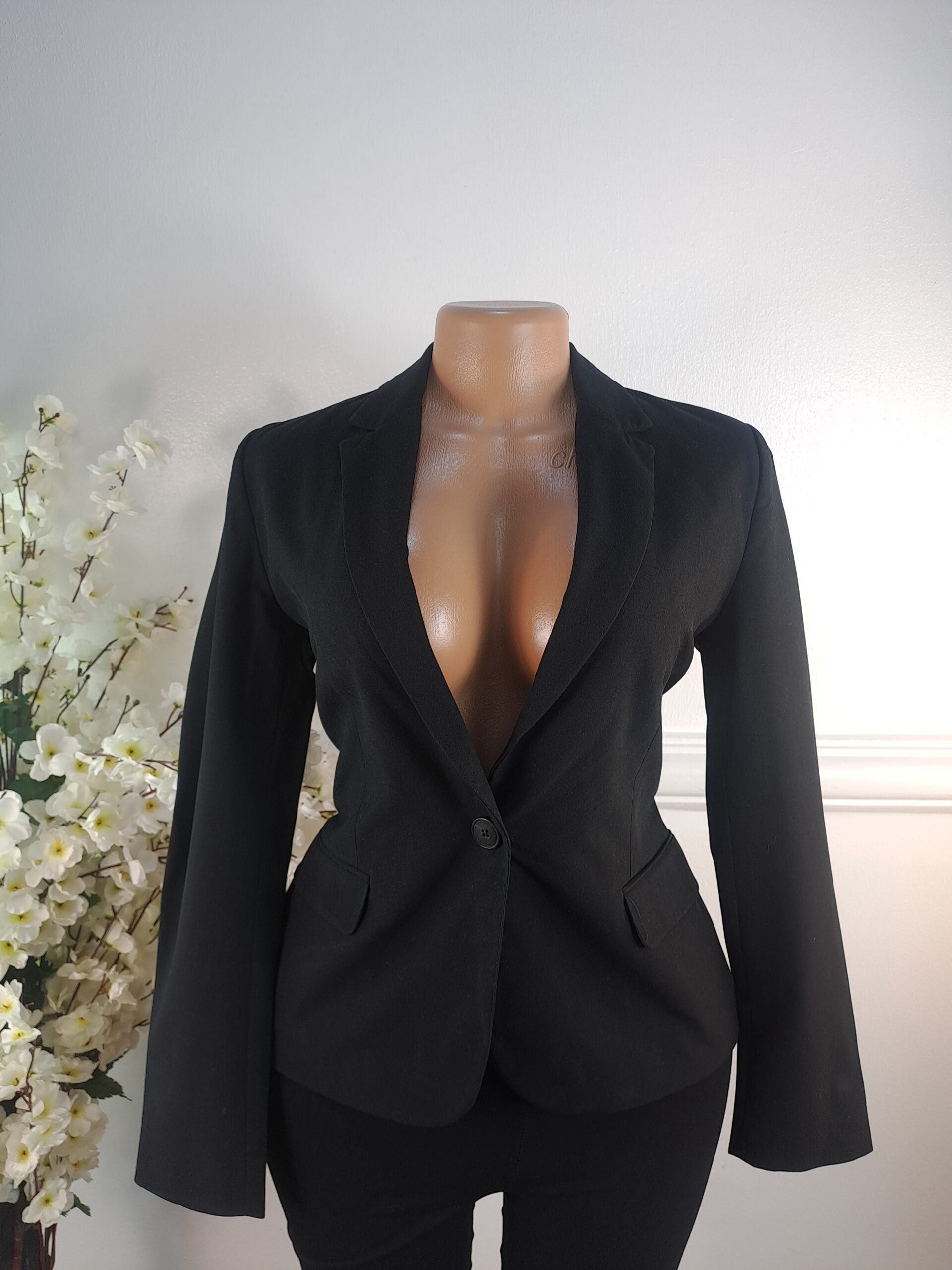 ZARA BASICS UK SIZE 10 [LENGTH 24 INCHES, BLACK] image 0