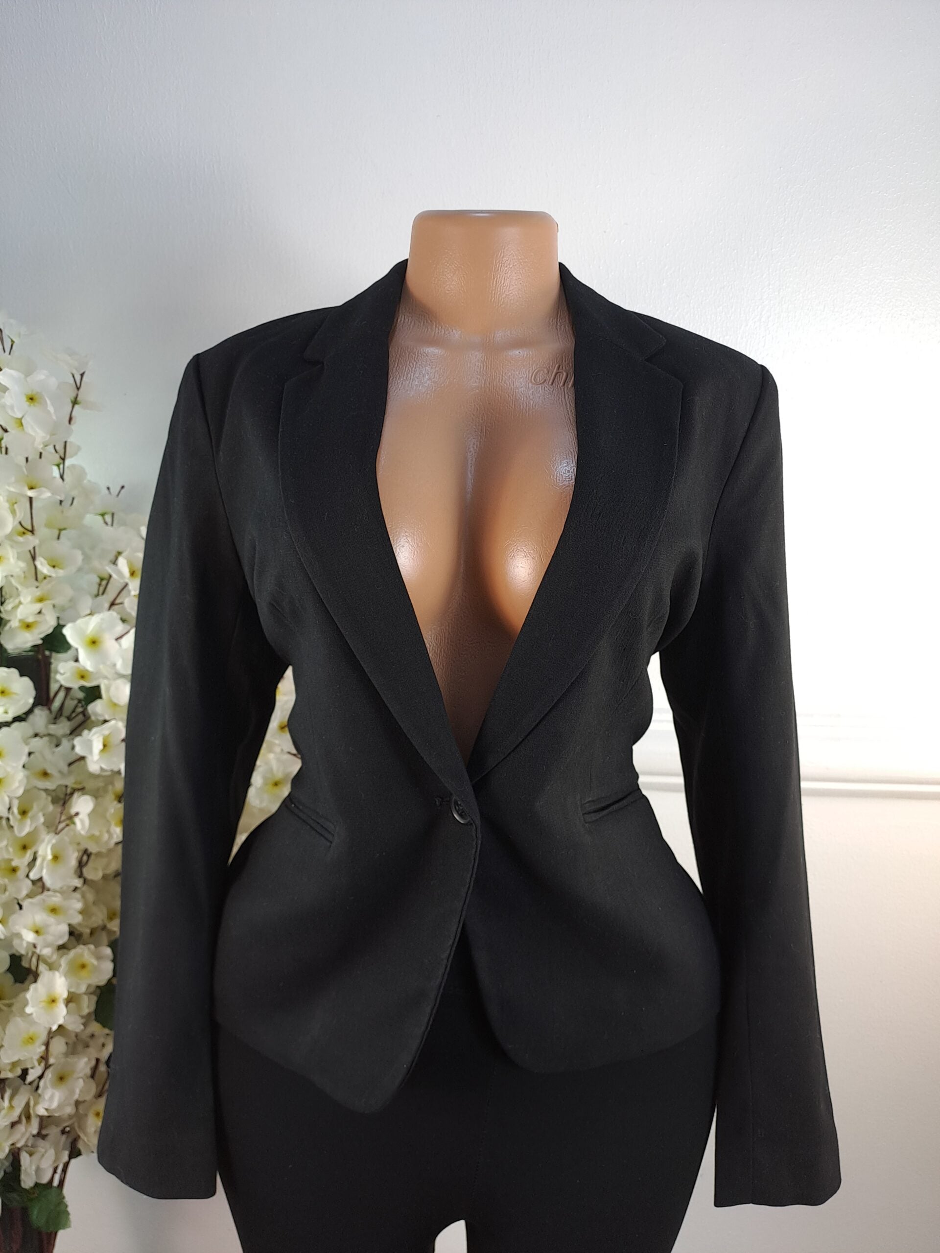 H&amp;M UK SIZE 10 [LENGTH 23 INCHES, BLACK] image 0