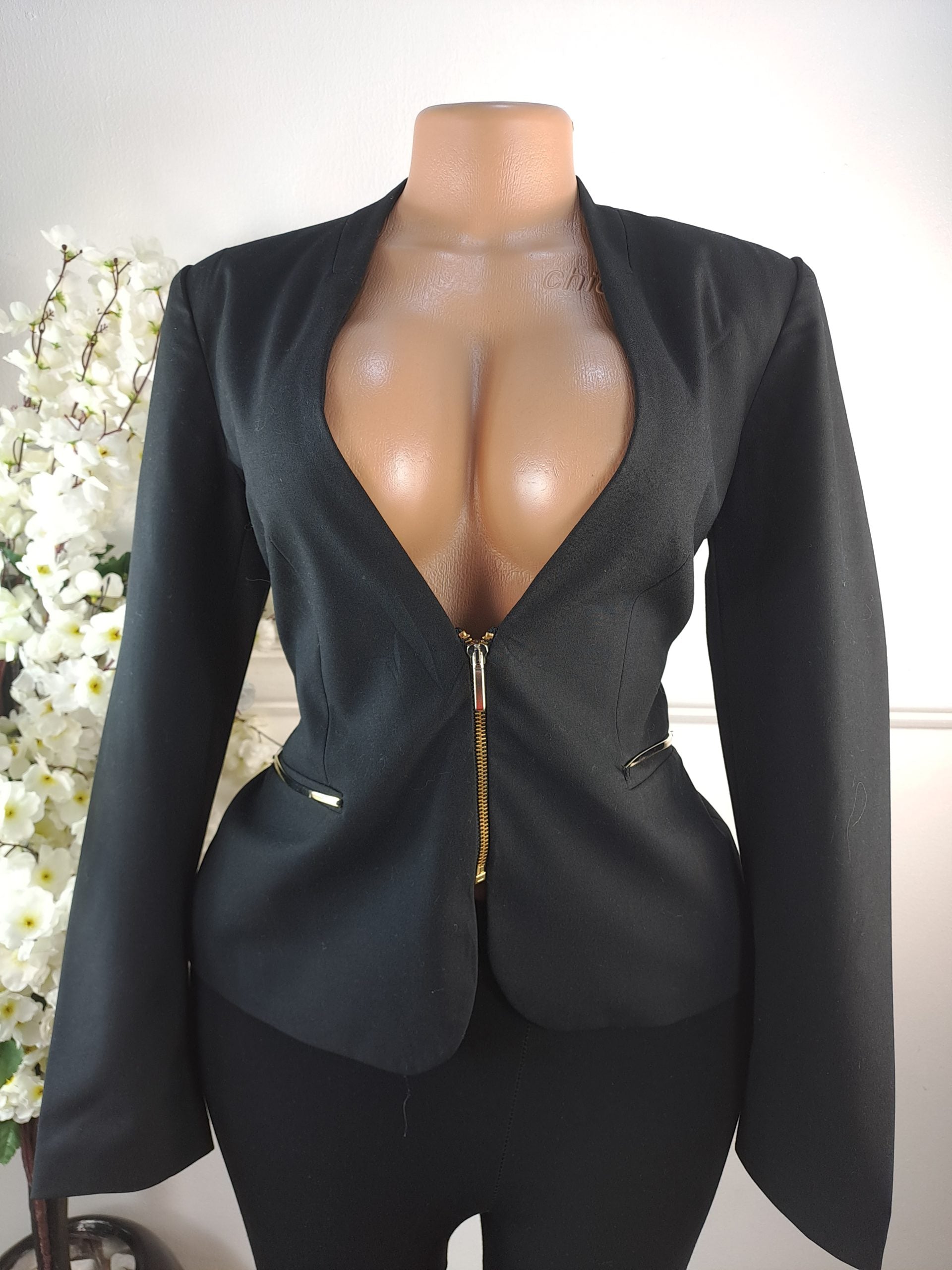 ZARA BASICS UK SIZE 8 [LENGHT 23 INCHES] image 0