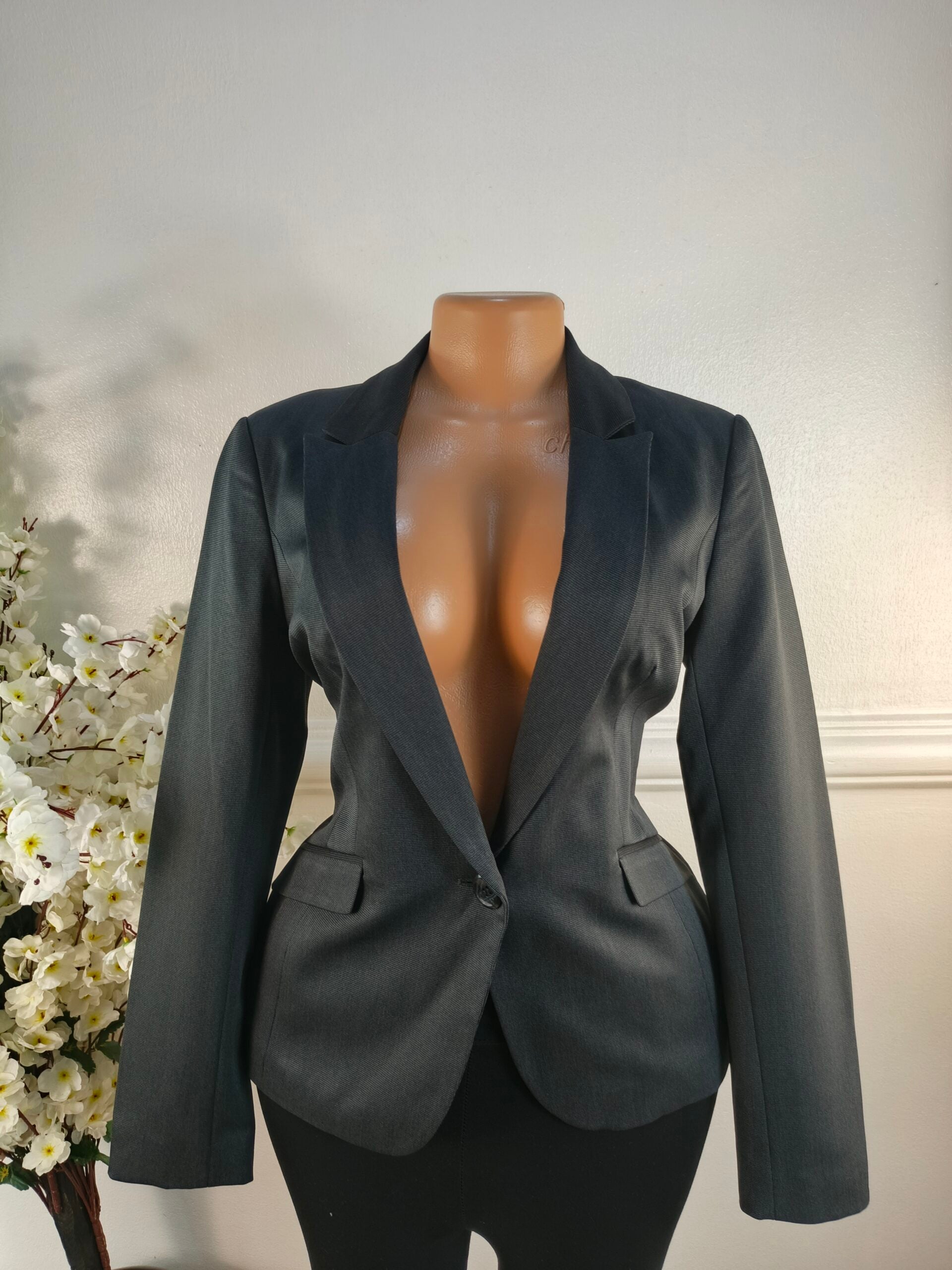 BLAZER UK SIZE 12 [LENGHT 26 INCHES, ASH] image 0