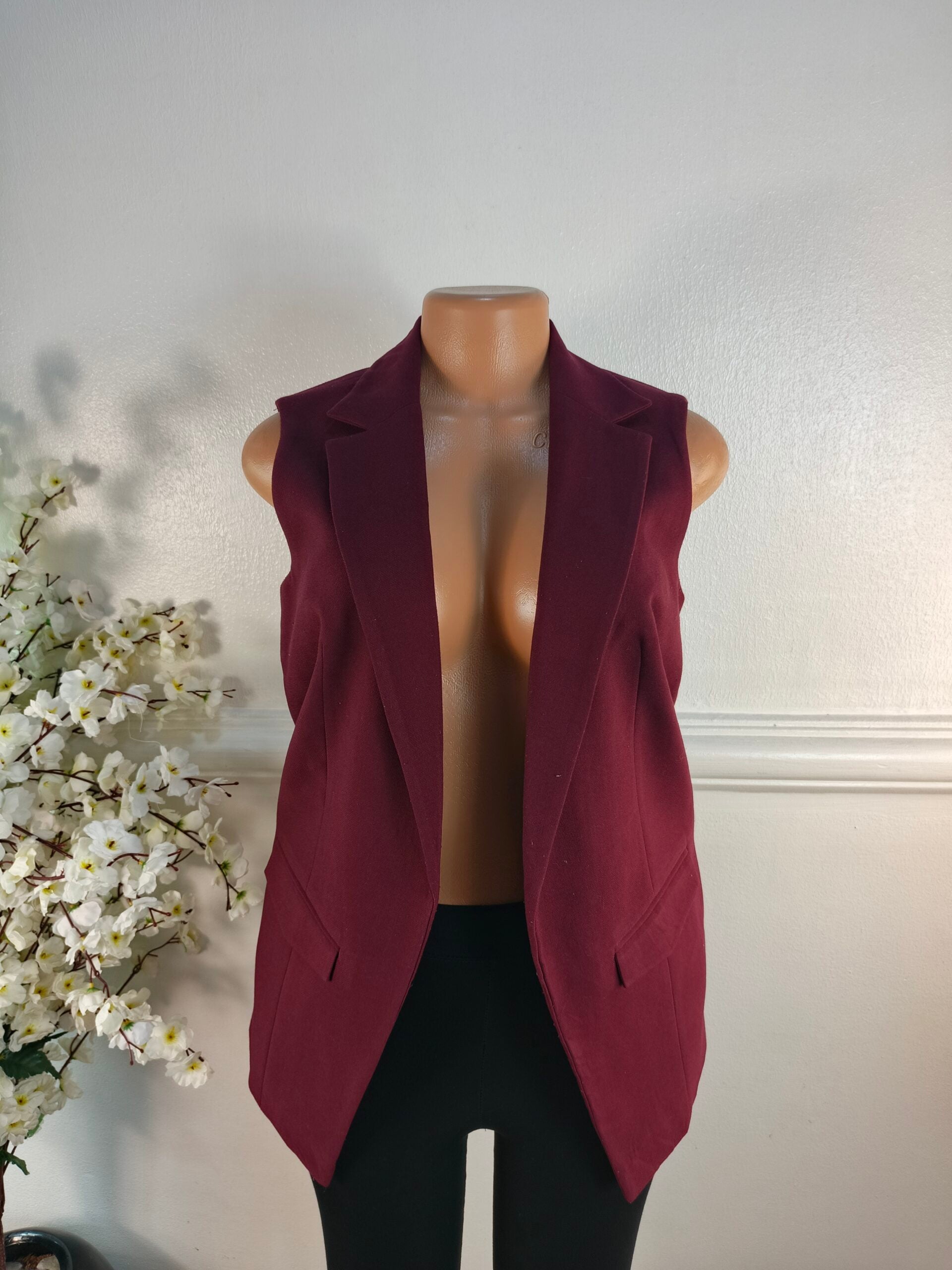 TOPSHOP UK SIZE 6 [LENGTH 31 INCHES, WINE] image 0