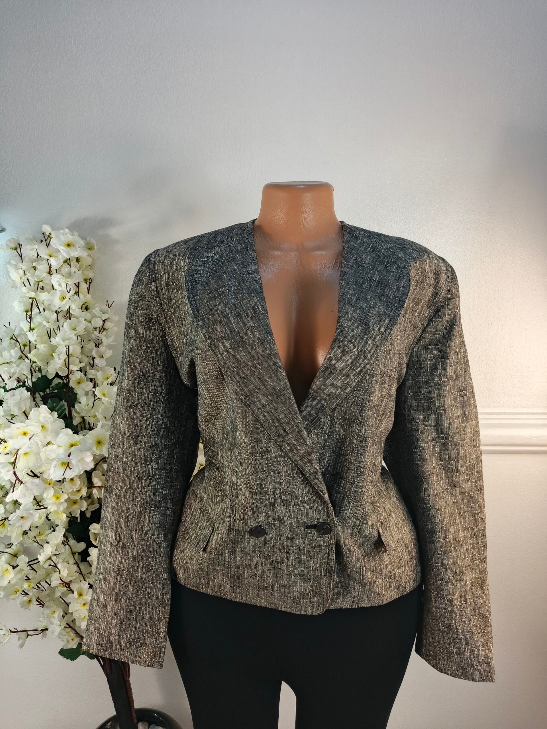 BLAZER UK SIZE 12 [LENGHT 25 INCHES, ASH] image 0