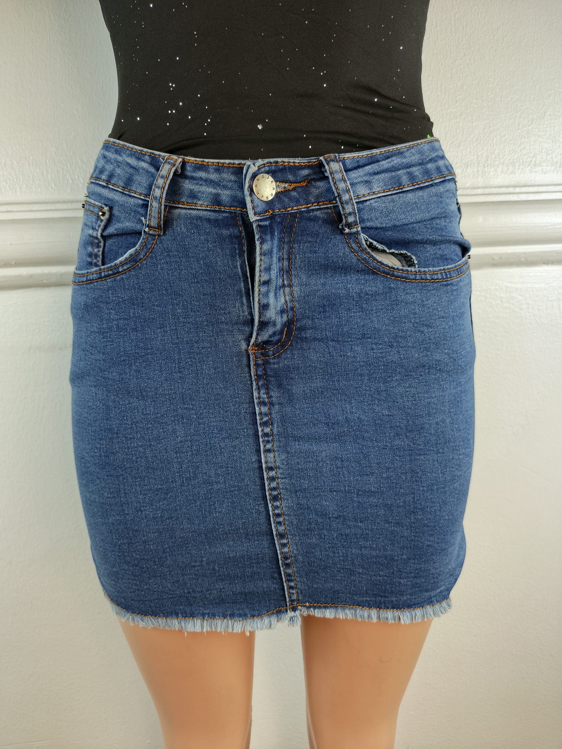 SKIRT UK 6, L-15 INCHES image 0