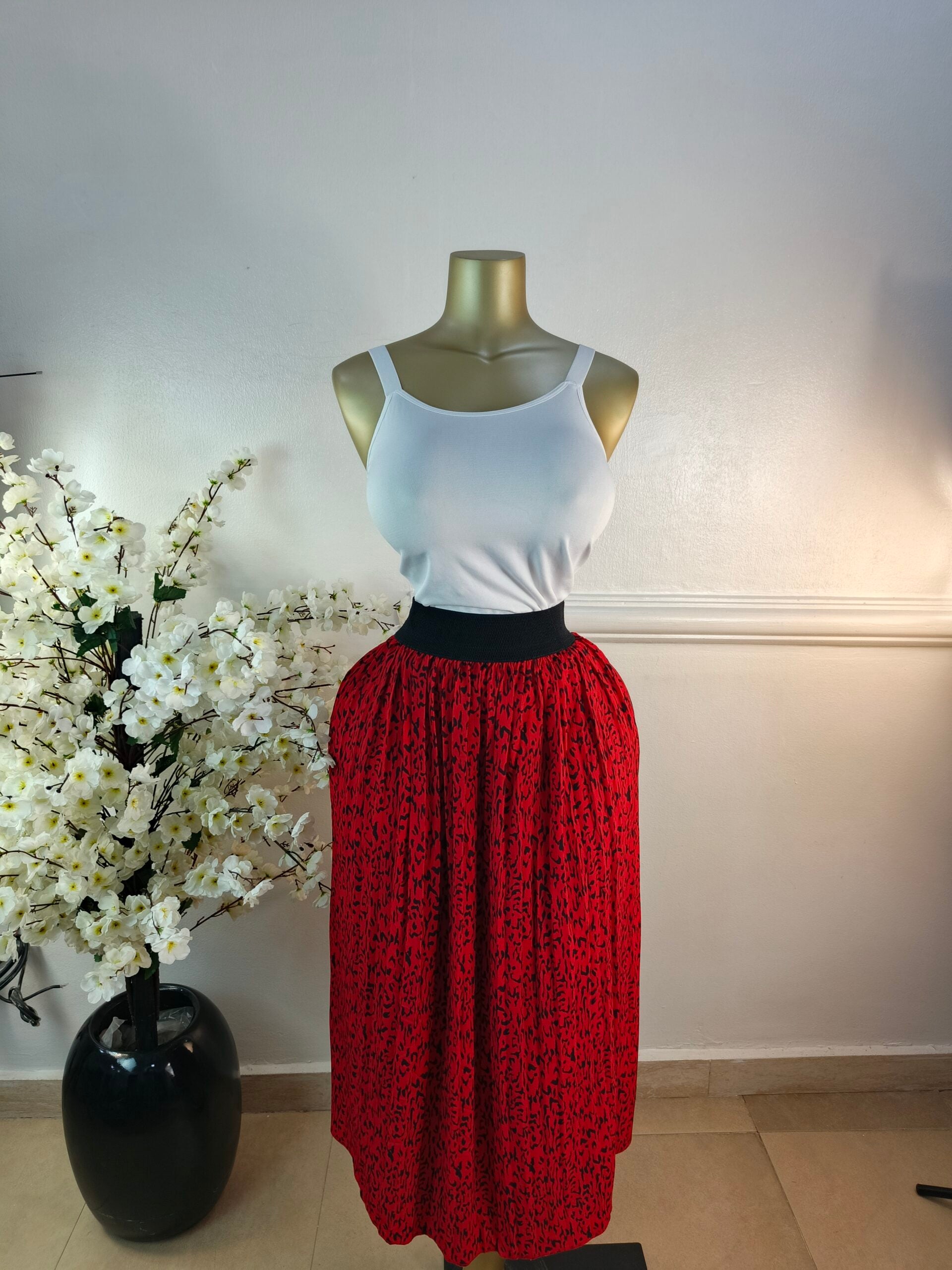 ITALIA UK SIZE 26 [LENGTH 34 INCHES, RED] image 0