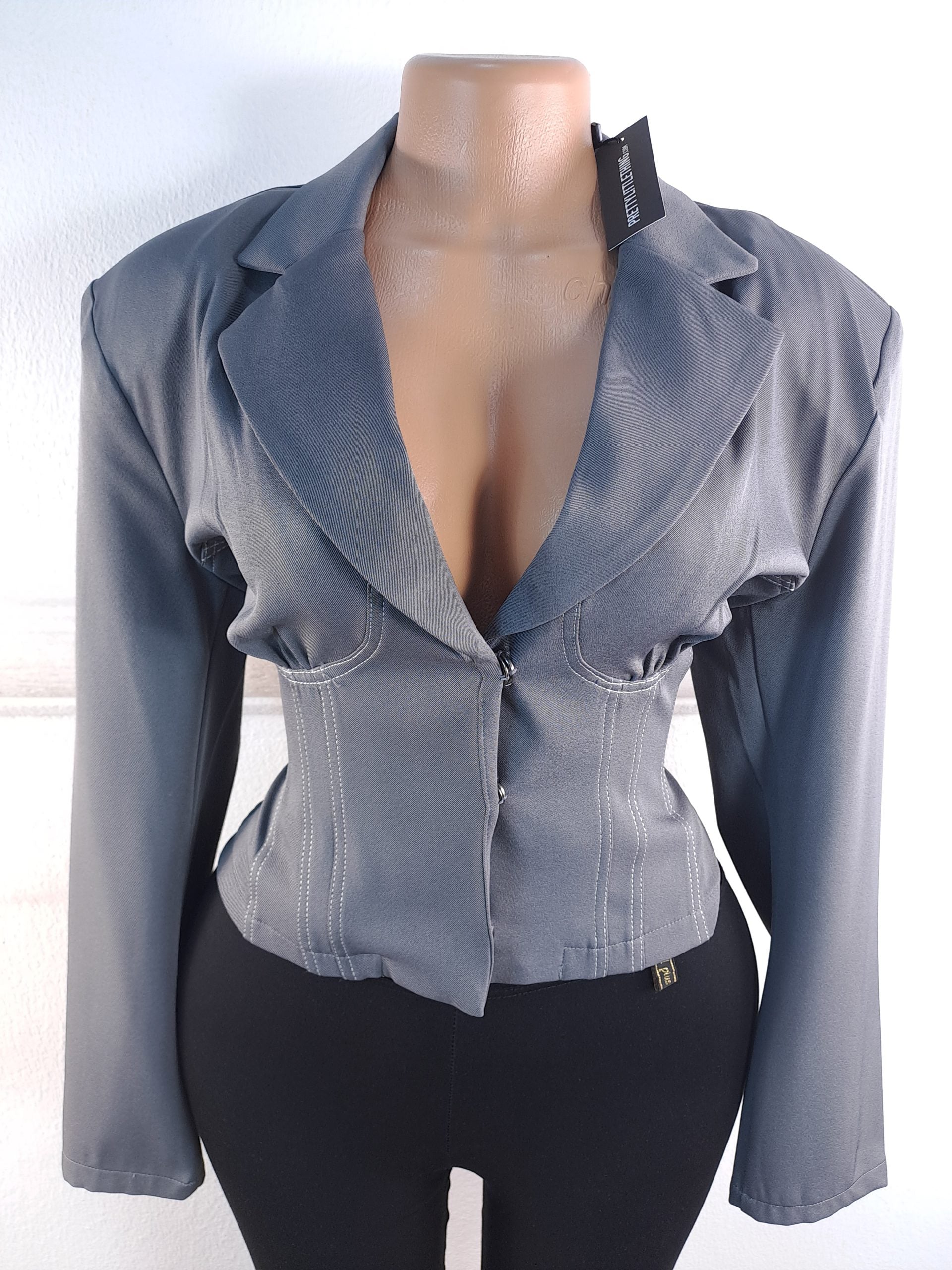 PRETTYLITTLETHING UK 14 image 0