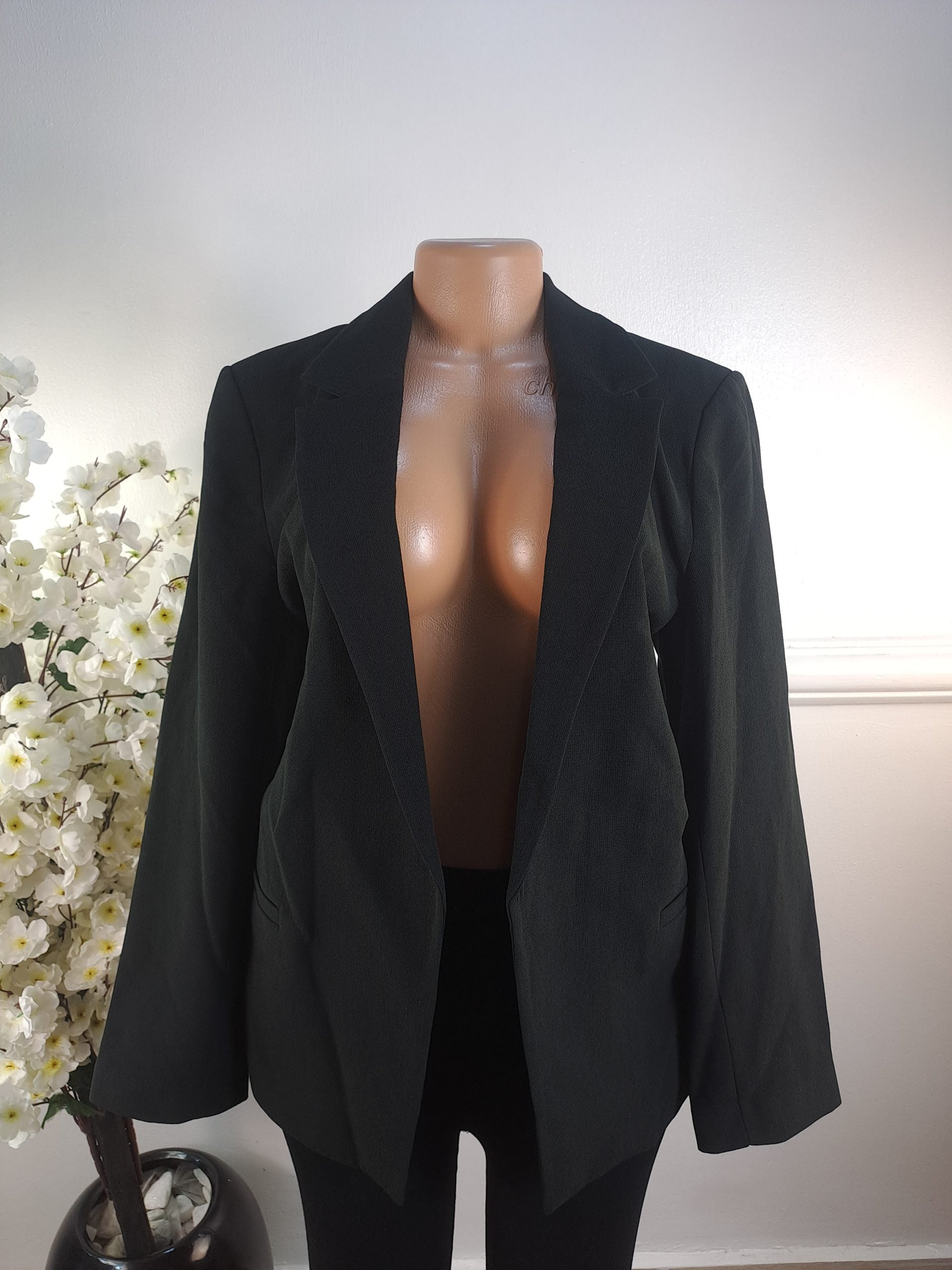 NEXT TAILORING UK SIZE 14 [LENGHT 29 INCHES] image 0