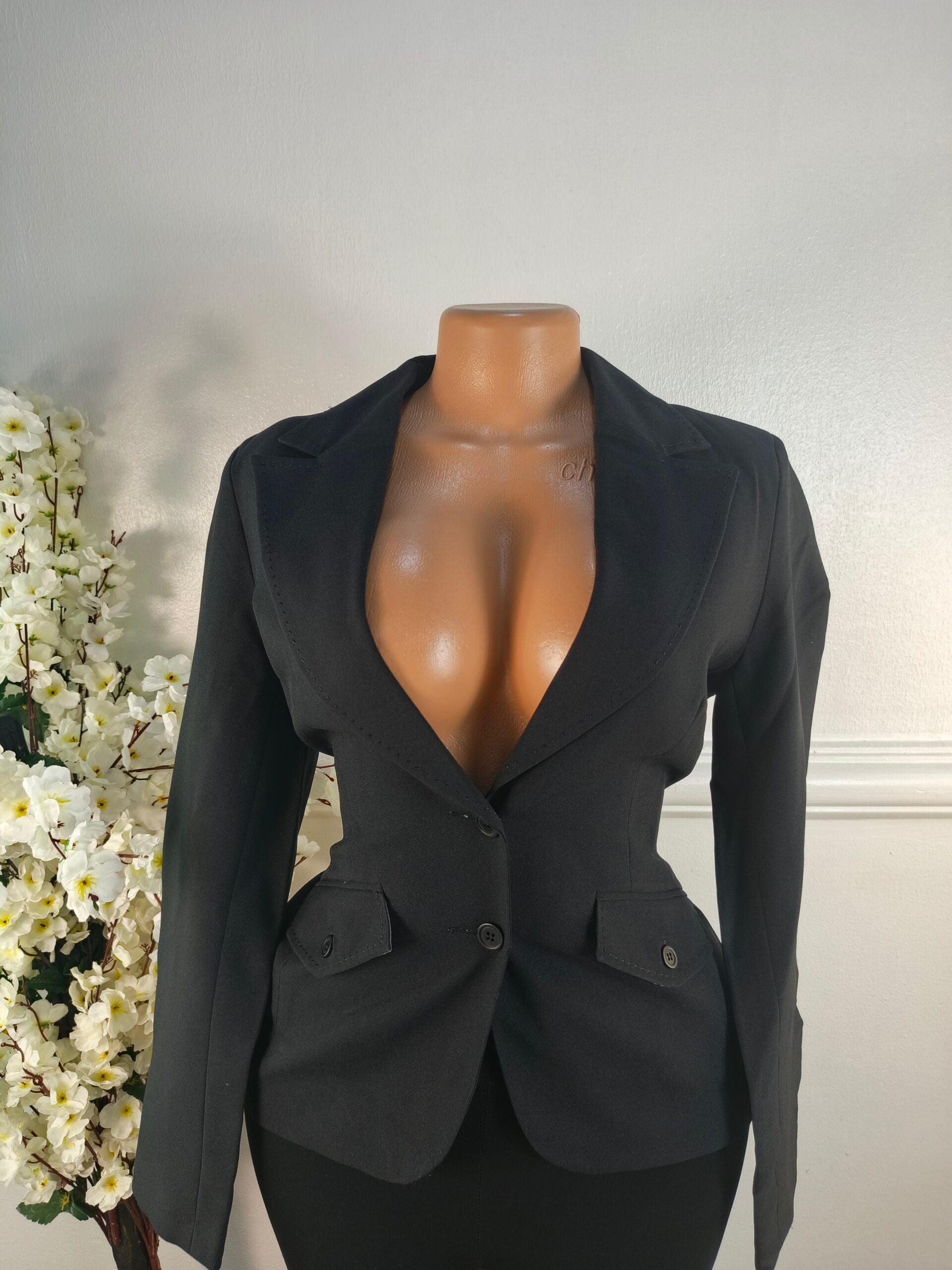 BLAZER UK SIZE 10 [LENGHT 25 INCHES, BLACK] image 0