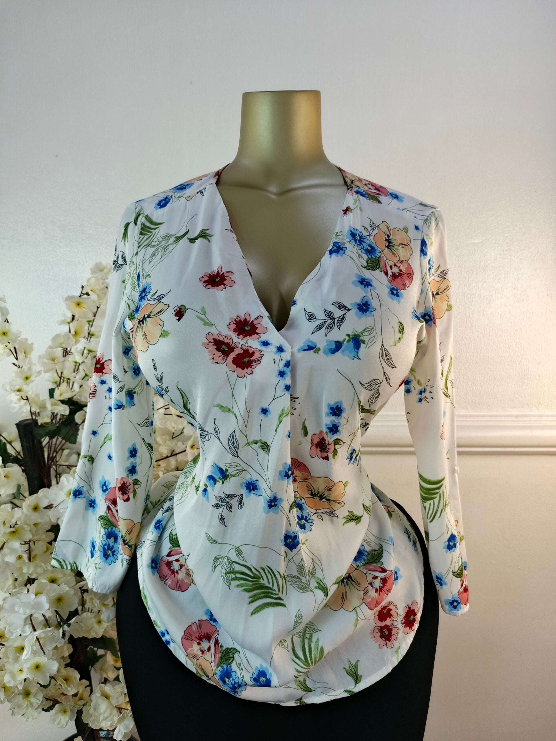 TOP UK SIZE 12 [WHITE] image 0