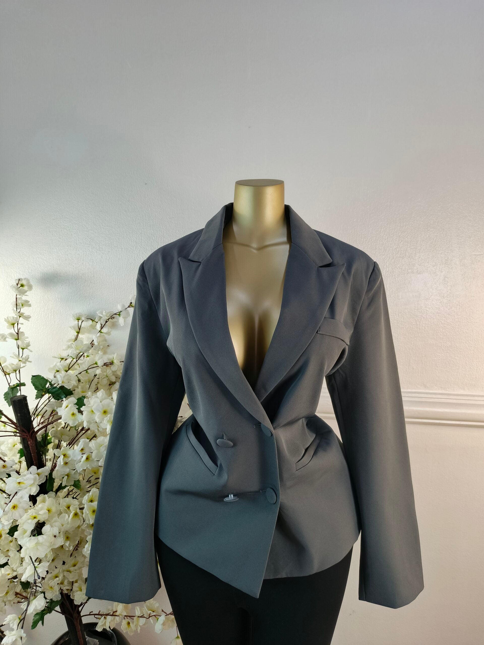 BOOHOO UK SIZE 14 [LENGTH 28 INCHES, GREY] image 0