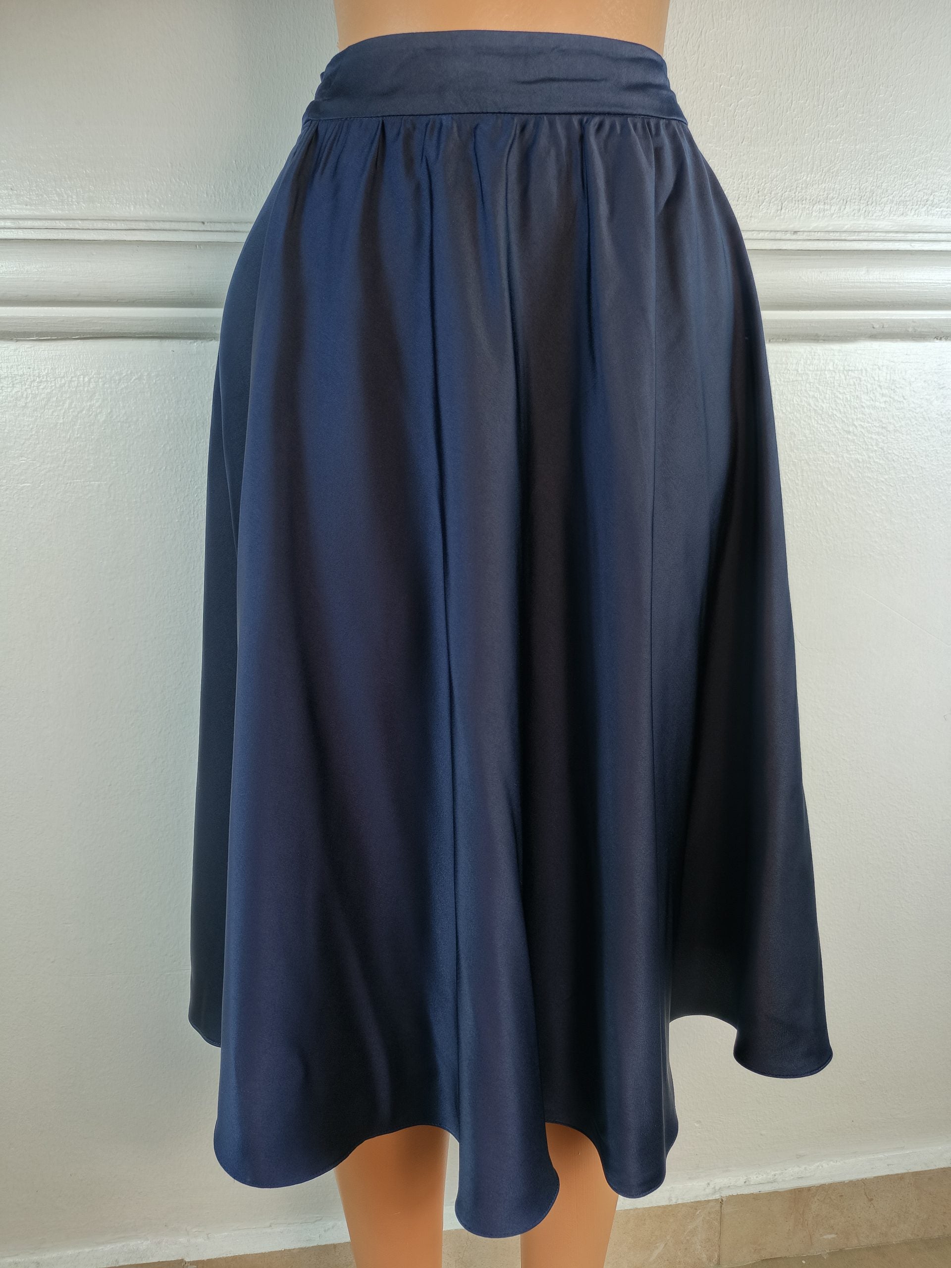 ZARA UK 6, L-29 INCHES image 0