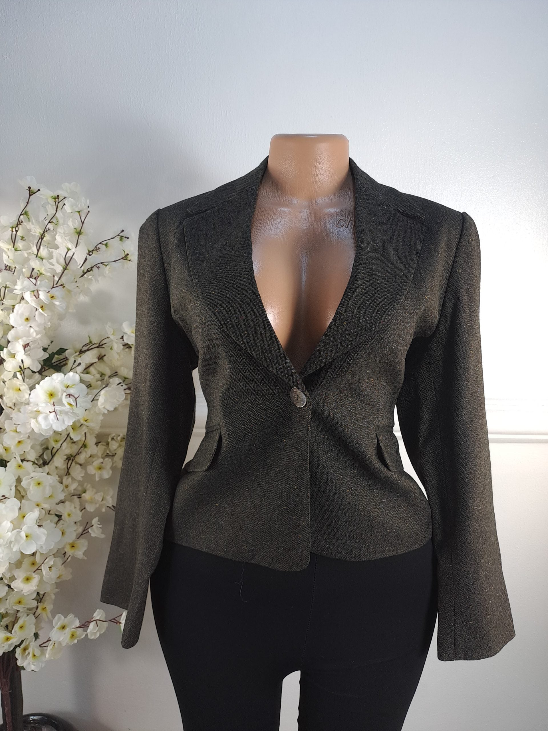 MARK & SPENCER UK SIZE 10 [LENGHT 21 INCHES] image 0