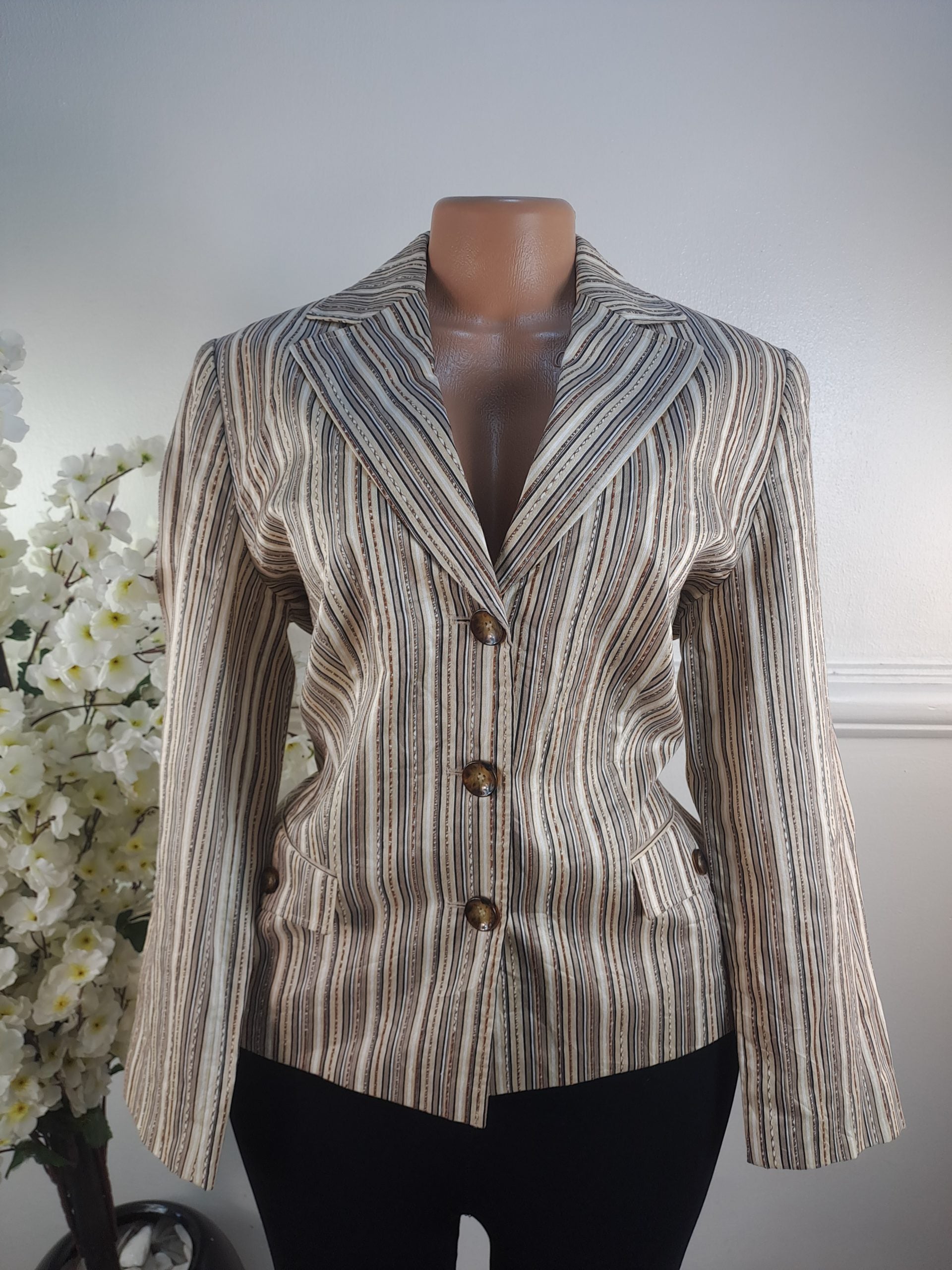 GERRY WEBER UK SIZE 14 [LENGHT 23 INCHES] image 0