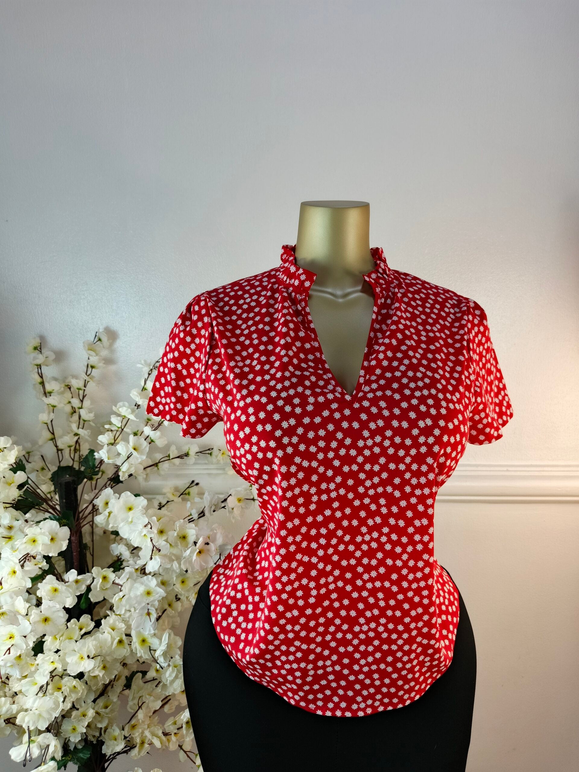 TOP UK SIZE 12 [RED] image 0